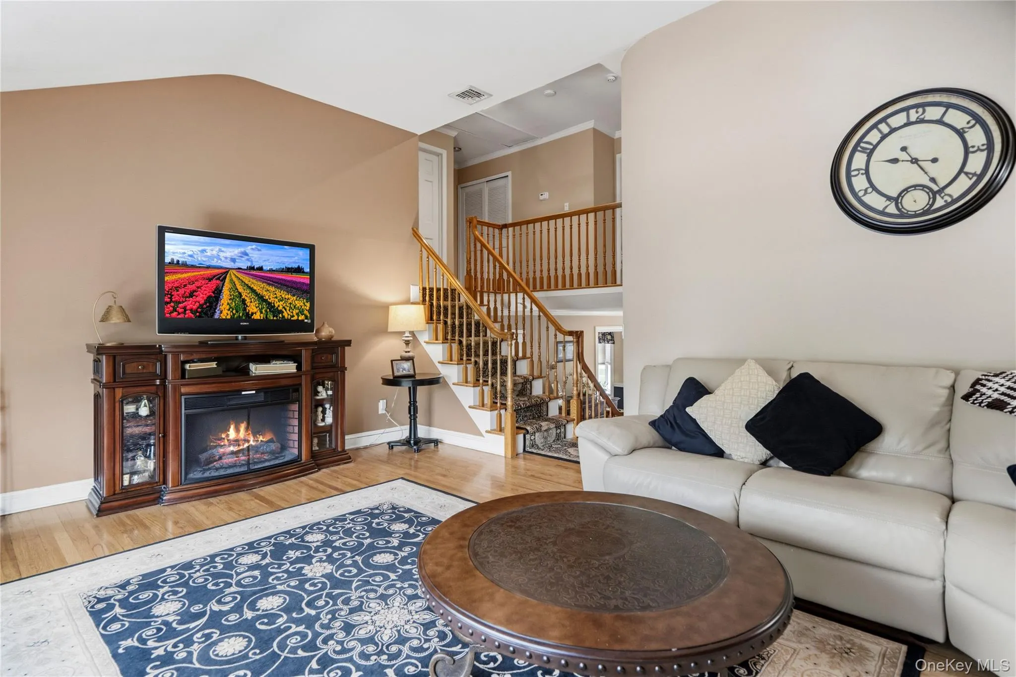11 Edison Drive, Huntington, NY, 4 Bedrooms Bedrooms, 8 Rooms Rooms,2 BathroomsBathrooms,Residential,For Rent,Edison,0,1008902 11 Edison Drive, Huntington, NY, 4 Bedrooms Bedrooms, 8 Rooms Rooms,2 BathroomsBathrooms,Residential,For Rent,Edison,0,1008902