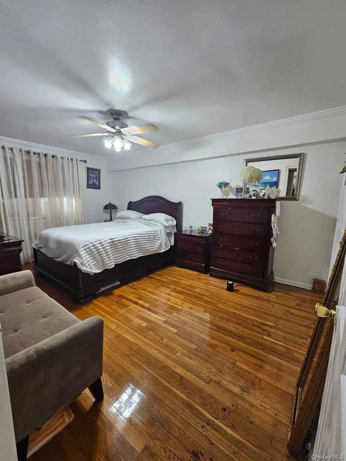 118-66 Metropolitan, New York, NY, 2 Bedrooms Bedrooms, 5 Rooms Rooms,1 BathroomBathrooms,Residential,For Rent,Metropolitan,0,1008904 118-66 Metropolitan, New York, NY, 2 Bedrooms Bedrooms, 5 Rooms Rooms,1 BathroomBathrooms,Residential,For Rent,Metropolitan,0,1008904