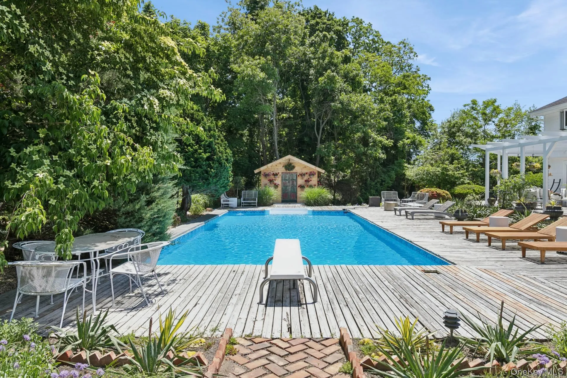 3 Mooring Drive, Brookhaven, NY, 4 Bedrooms Bedrooms, 8 Rooms Rooms,3 BathroomsBathrooms,Residential,For Rent,Mooring,0,1008907 3 Mooring Drive, Brookhaven, NY, 4 Bedrooms Bedrooms, 8 Rooms Rooms,3 BathroomsBathrooms,Residential,For Rent,Mooring,0,1008907