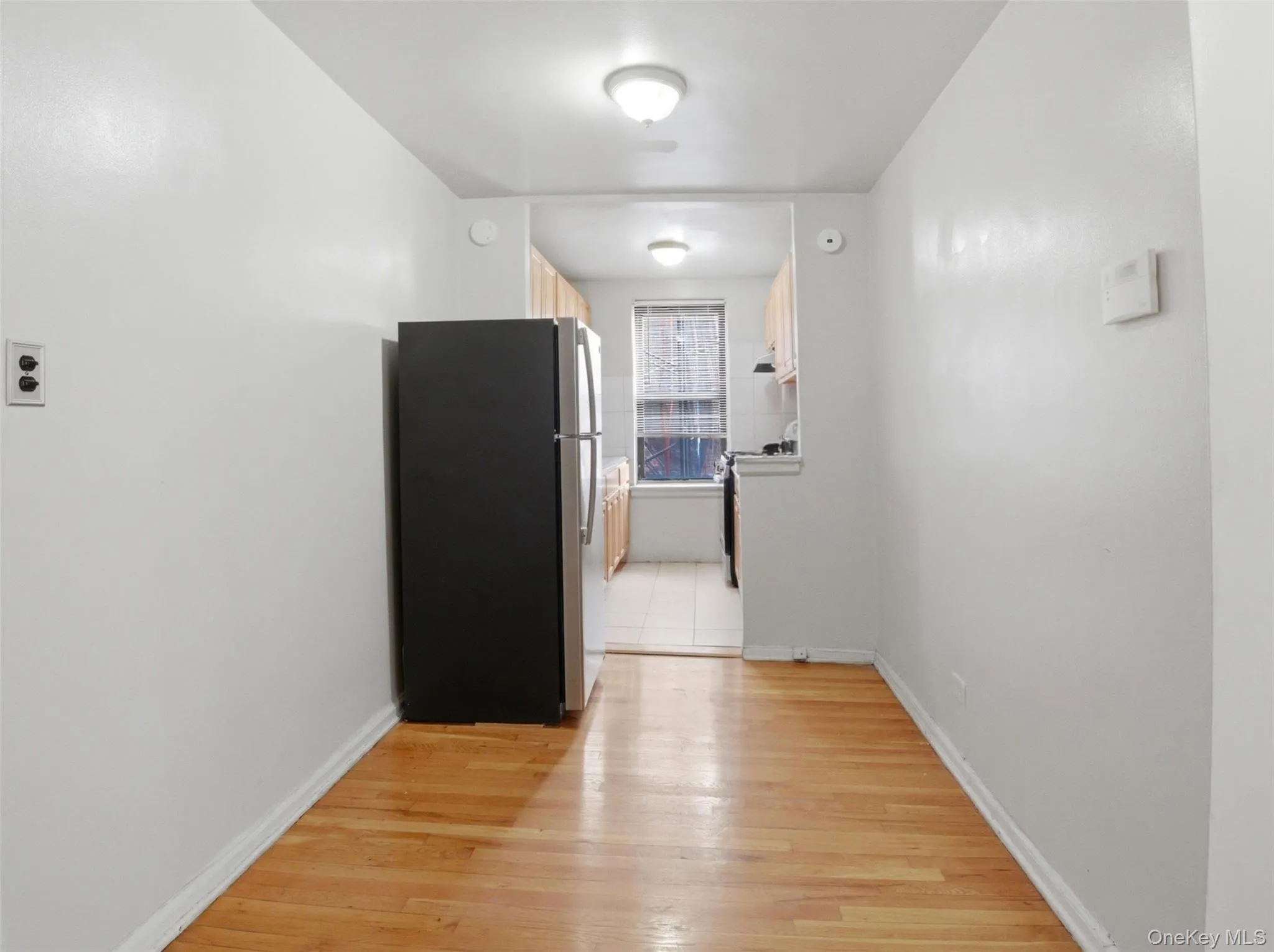 3231 Barker Avenue, New York, NY, 1 Bedroom Bedrooms, 3 Rooms Rooms,1 BathroomBathrooms,Residential,For Rent,Barker,0,1008908 3231 Barker Avenue, New York, NY, 1 Bedroom Bedrooms, 3 Rooms Rooms,1 BathroomBathrooms,Residential,For Rent,Barker,0,1008908