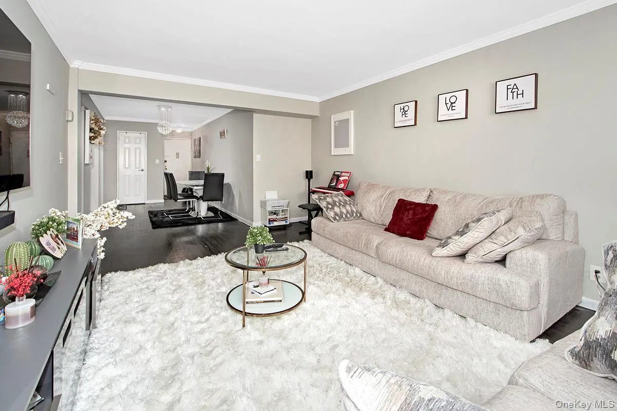 1 Remsen Road, Yonkers, NY, 2 Bedrooms Bedrooms, 5 Rooms Rooms,1 BathroomBathrooms,Residential,For Rent,Remsen,0,1008912 1 Remsen Road, Yonkers, NY, 2 Bedrooms Bedrooms, 5 Rooms Rooms,1 BathroomBathrooms,Residential,For Rent,Remsen,0,1008912