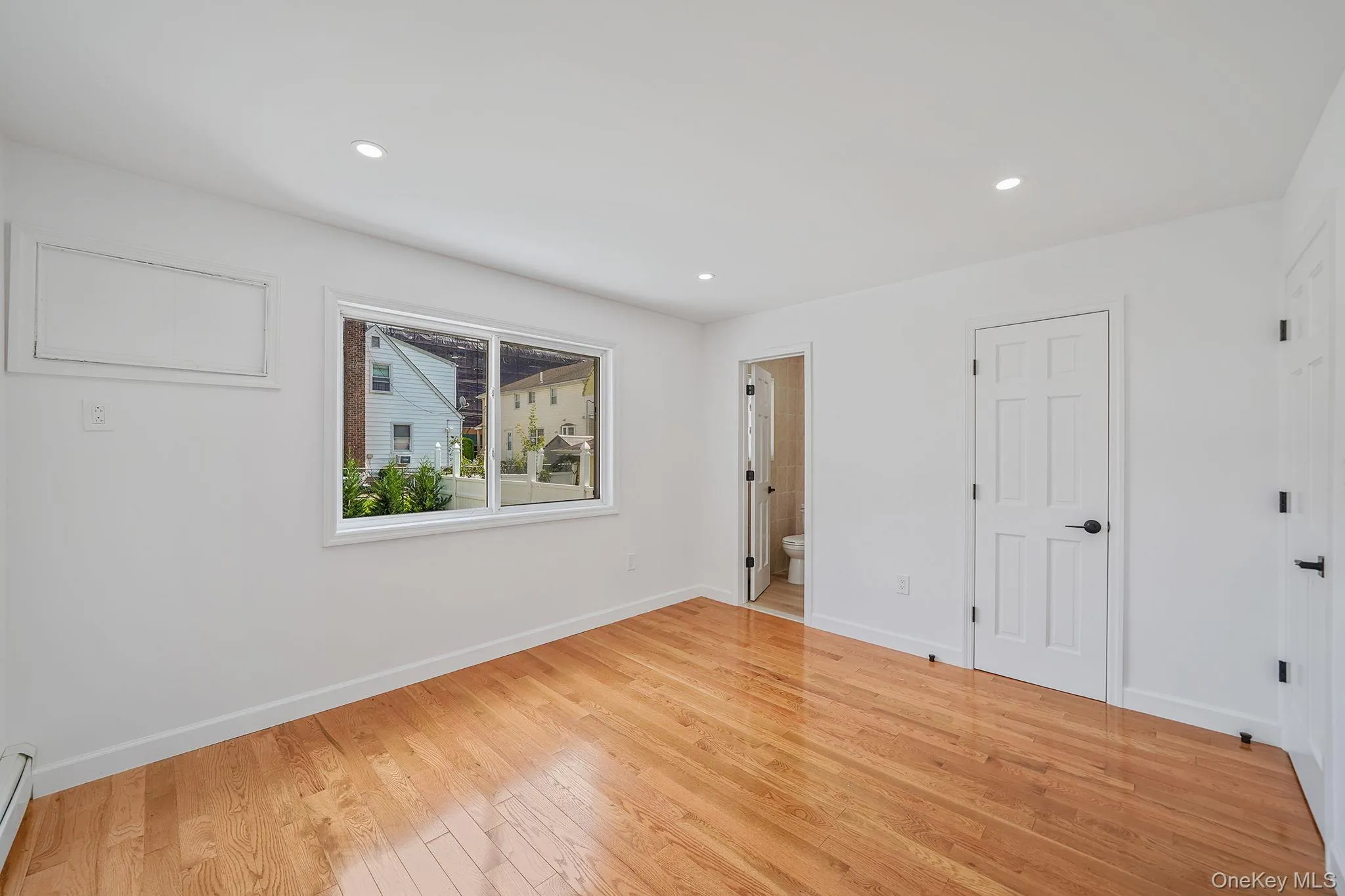 14225 250th Street, New York, NY, 6 Bedrooms Bedrooms, 10 Rooms Rooms,4 BathroomsBathrooms,Residential,For Rent,250th,0,1008913 14225 250th Street, New York, NY, 6 Bedrooms Bedrooms, 10 Rooms Rooms,4 BathroomsBathrooms,Residential,For Rent,250th,0,1008913