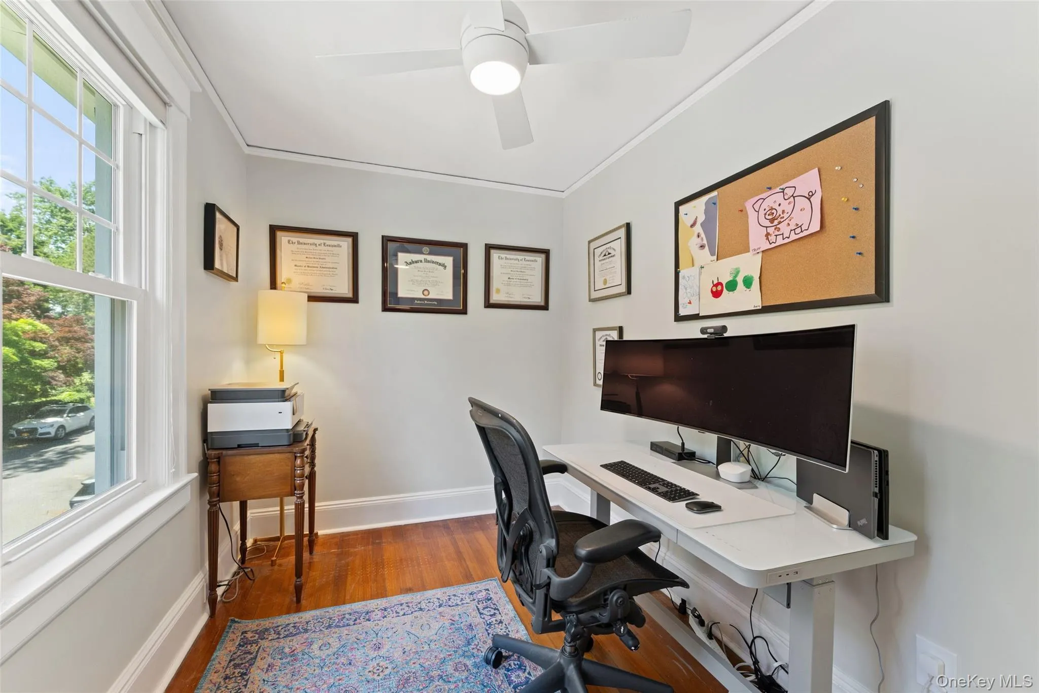Currently used as a home office Currently used as a home office