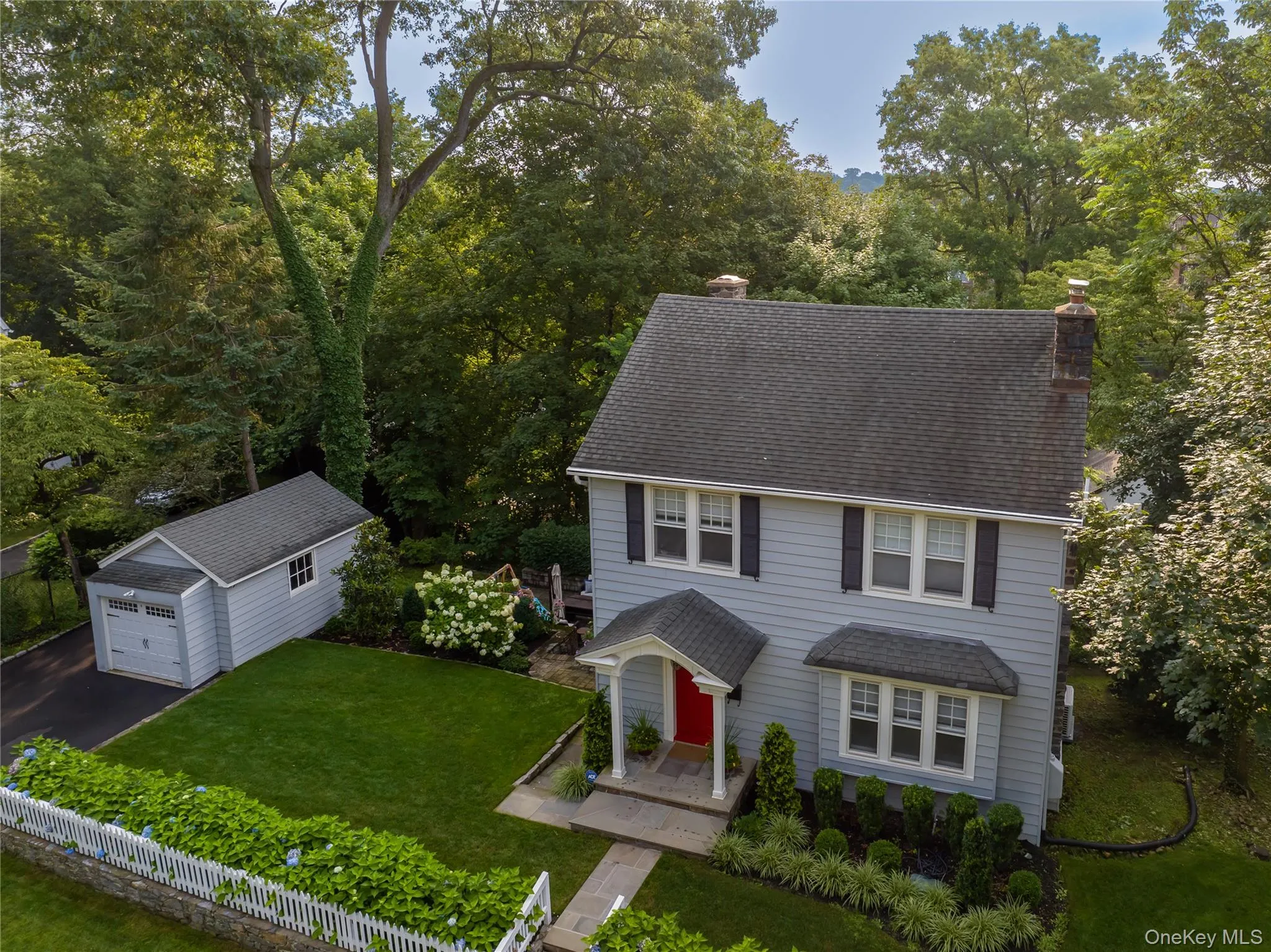 33 Merriam Avenue, Yonkers, NY, 4 Bedrooms Bedrooms, 8 Rooms Rooms,2 BathroomsBathrooms,Residential,For Rent,Merriam,0,1008914 33 Merriam Avenue, Yonkers, NY, 4 Bedrooms Bedrooms, 8 Rooms Rooms,2 BathroomsBathrooms,Residential,For Rent,Merriam,0,1008914