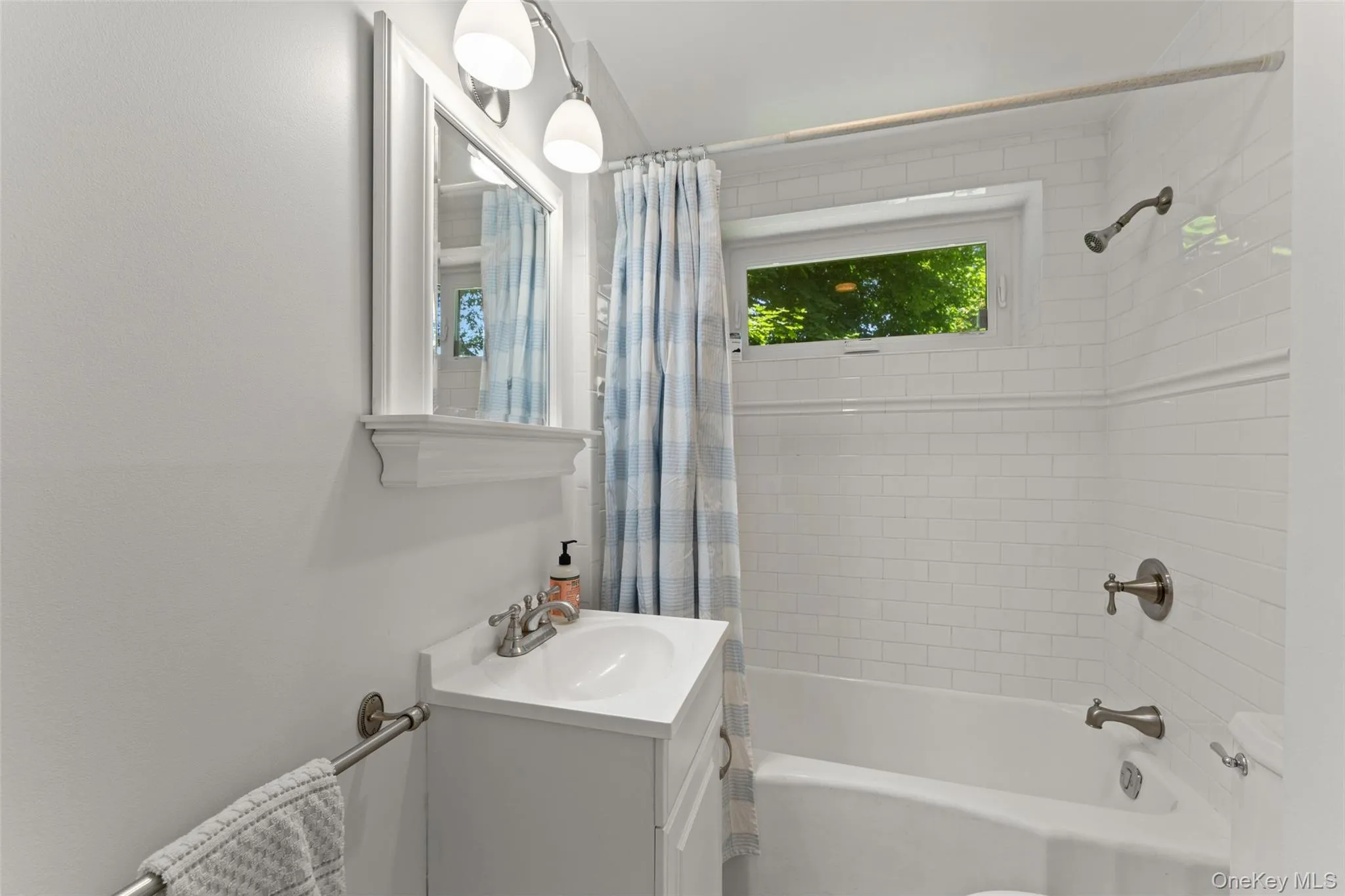 33 Merriam Avenue, Yonkers, NY, 4 Bedrooms Bedrooms, 8 Rooms Rooms,2 BathroomsBathrooms,Residential,For Rent,Merriam,0,1008914 33 Merriam Avenue, Yonkers, NY, 4 Bedrooms Bedrooms, 8 Rooms Rooms,2 BathroomsBathrooms,Residential,For Rent,Merriam,0,1008914