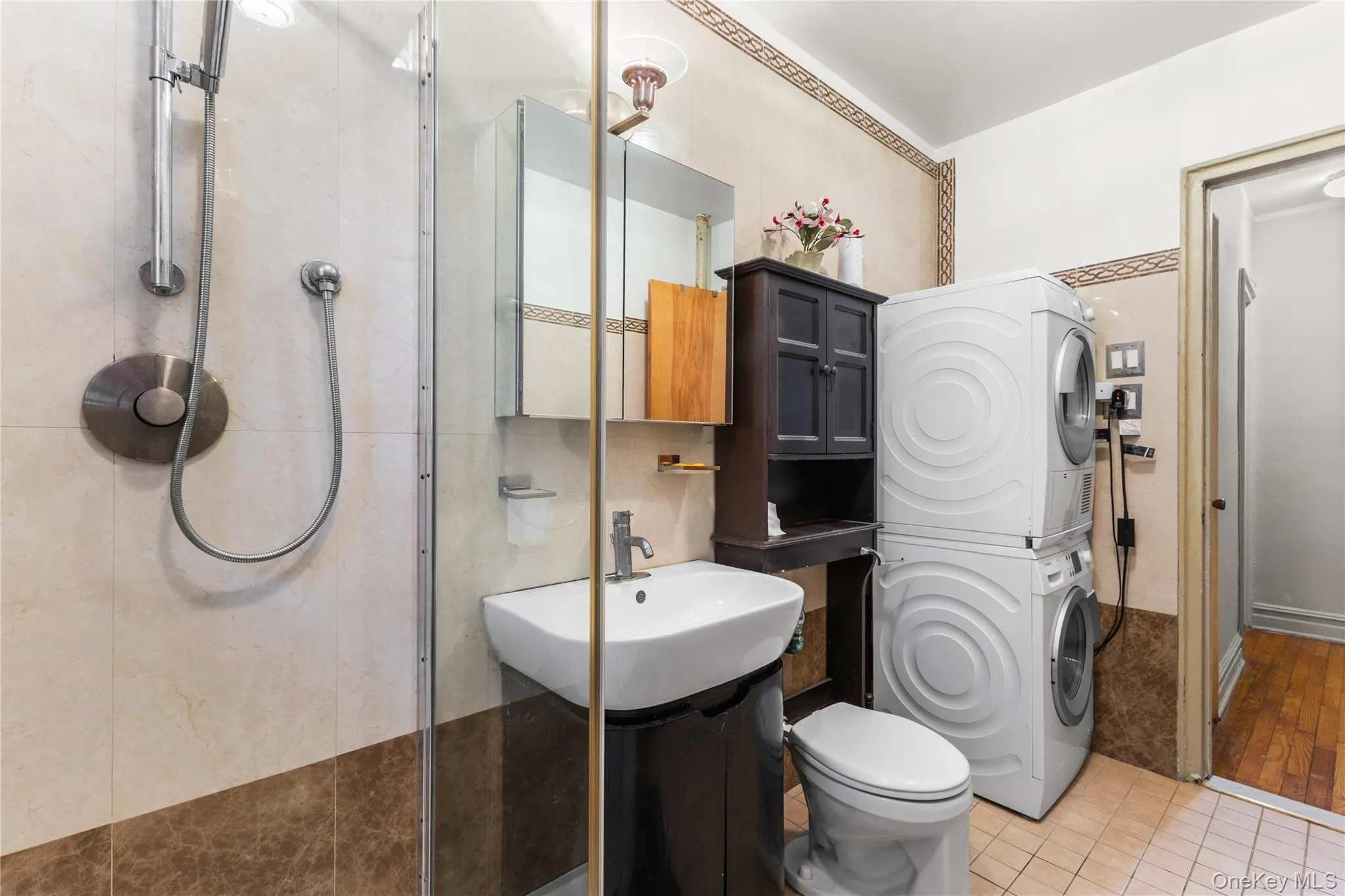 100 P Avenue, New York, NY, 2 Bedrooms Bedrooms, 8 Rooms Rooms,1 BathroomBathrooms,Residential,For Rent,P,0,1008916 100 P Avenue, New York, NY, 2 Bedrooms Bedrooms, 8 Rooms Rooms,1 BathroomBathrooms,Residential,For Rent,P,0,1008916