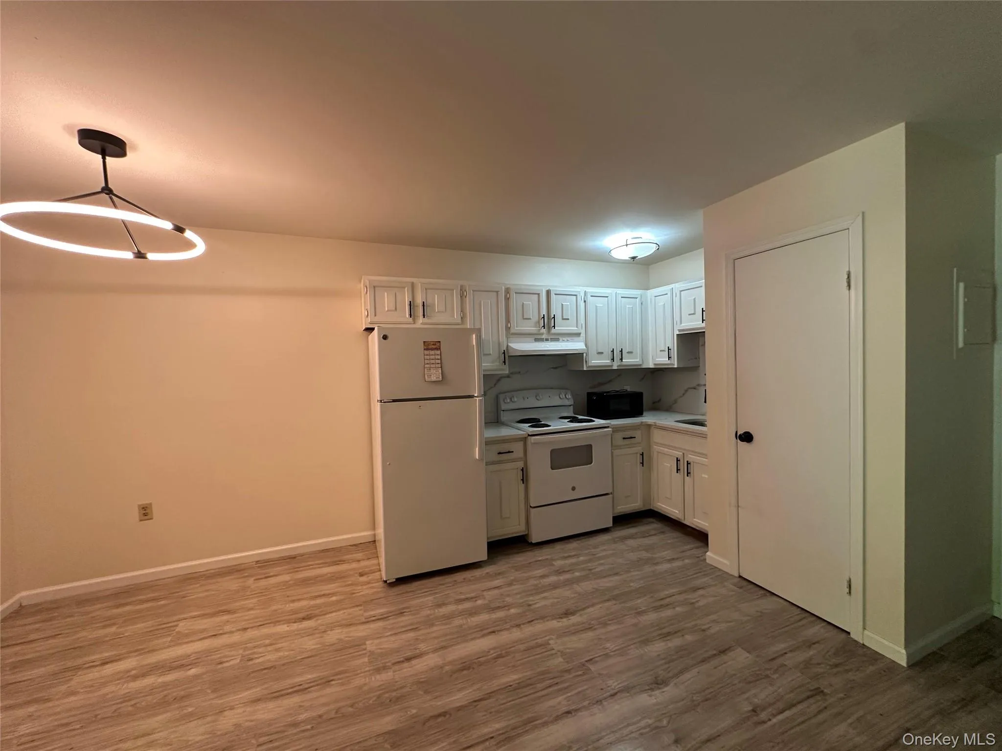15 Kelly Lane, Crawford, NY, 1 Bedroom Bedrooms, 4 Rooms Rooms,1 BathroomBathrooms,Residential Lease,For Rent,Kelly,0,1008918 15 Kelly Lane, Crawford, NY, 1 Bedroom Bedrooms, 4 Rooms Rooms,1 BathroomBathrooms,Residential Lease,For Rent,Kelly,0,1008918