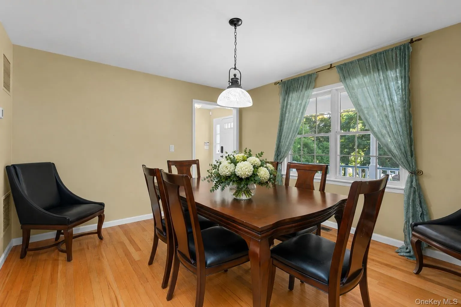 2211 Crompond Road, Yorktown, NY, 6 Bedrooms Bedrooms, 11 Rooms Rooms,3 BathroomsBathrooms,Residential,For Rent,Crompond,0,1008919 2211 Crompond Road, Yorktown, NY, 6 Bedrooms Bedrooms, 11 Rooms Rooms,3 BathroomsBathrooms,Residential,For Rent,Crompond,0,1008919
