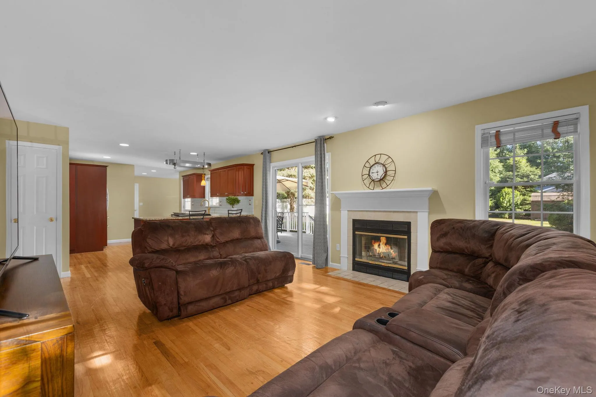 2211 Crompond Road, Yorktown, NY, 6 Bedrooms Bedrooms, 11 Rooms Rooms,3 BathroomsBathrooms,Residential,For Rent,Crompond,0,1008919 2211 Crompond Road, Yorktown, NY, 6 Bedrooms Bedrooms, 11 Rooms Rooms,3 BathroomsBathrooms,Residential,For Rent,Crompond,0,1008919