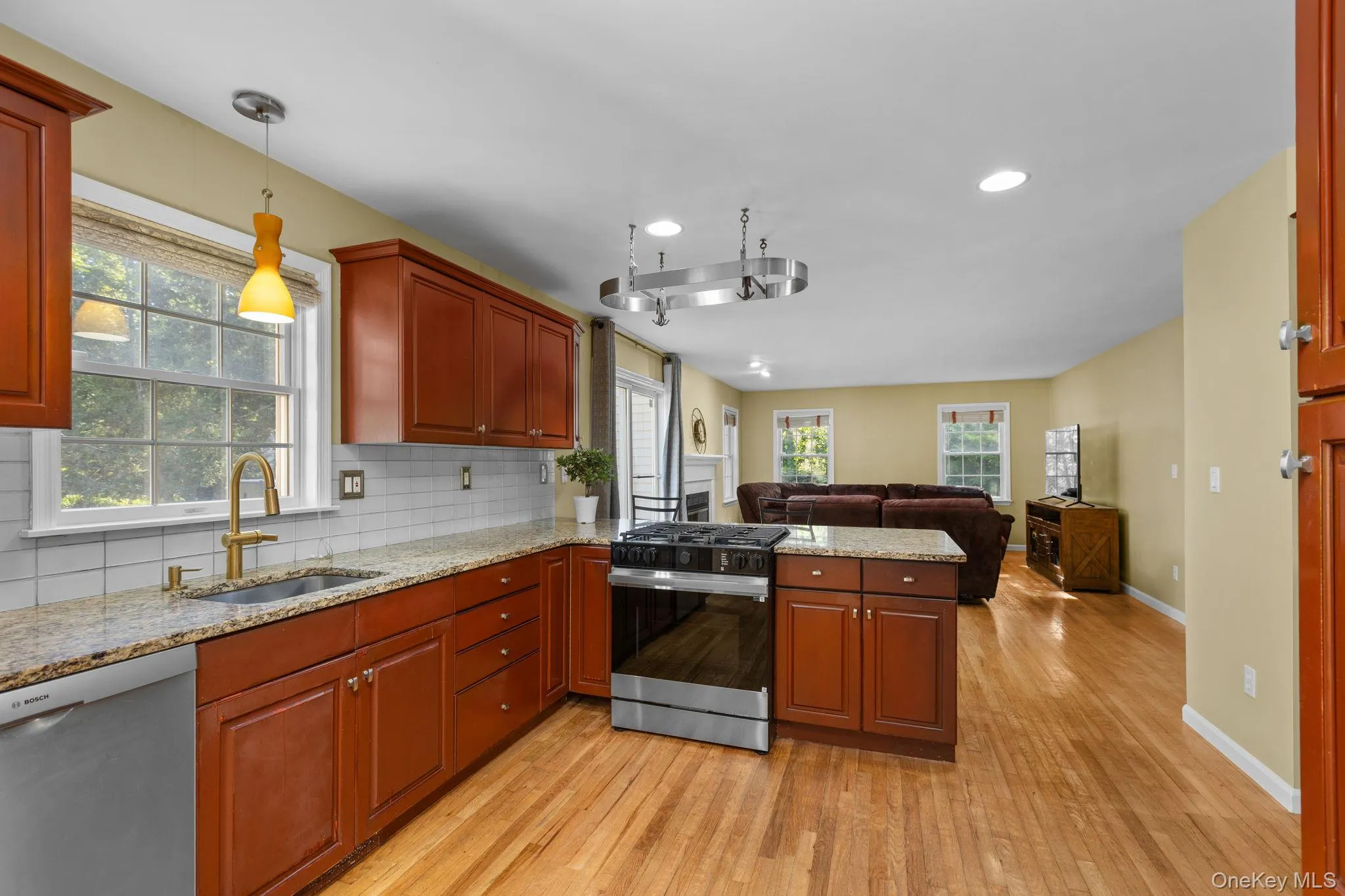 2211 Crompond Road, Yorktown, NY, 6 Bedrooms Bedrooms, 11 Rooms Rooms,3 BathroomsBathrooms,Residential,For Rent,Crompond,0,1008919 2211 Crompond Road, Yorktown, NY, 6 Bedrooms Bedrooms, 11 Rooms Rooms,3 BathroomsBathrooms,Residential,For Rent,Crompond,0,1008919