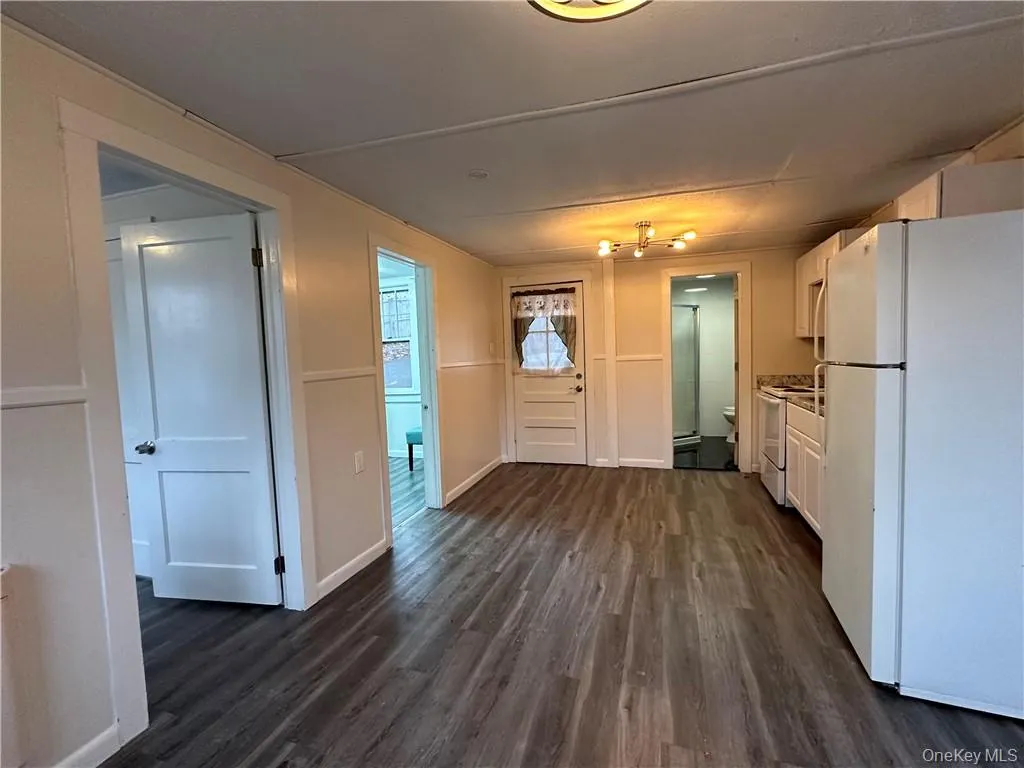 55 Burlingham Road, Mamakating, NY, 2 Bedrooms Bedrooms, 3 Rooms Rooms,1 BathroomBathrooms,Residential Lease,For Rent,Burlingham,0,1008922 55 Burlingham Road, Mamakating, NY, 2 Bedrooms Bedrooms, 3 Rooms Rooms,1 BathroomBathrooms,Residential Lease,For Rent,Burlingham,0,1008922