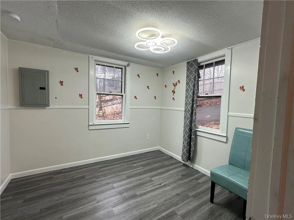 55 Burlingham Road, Mamakating, NY, 2 Bedrooms Bedrooms, 3 Rooms Rooms,1 BathroomBathrooms,Residential Lease,For Rent,Burlingham,0,1008922 55 Burlingham Road, Mamakating, NY, 2 Bedrooms Bedrooms, 3 Rooms Rooms,1 BathroomBathrooms,Residential Lease,For Rent,Burlingham,0,1008922