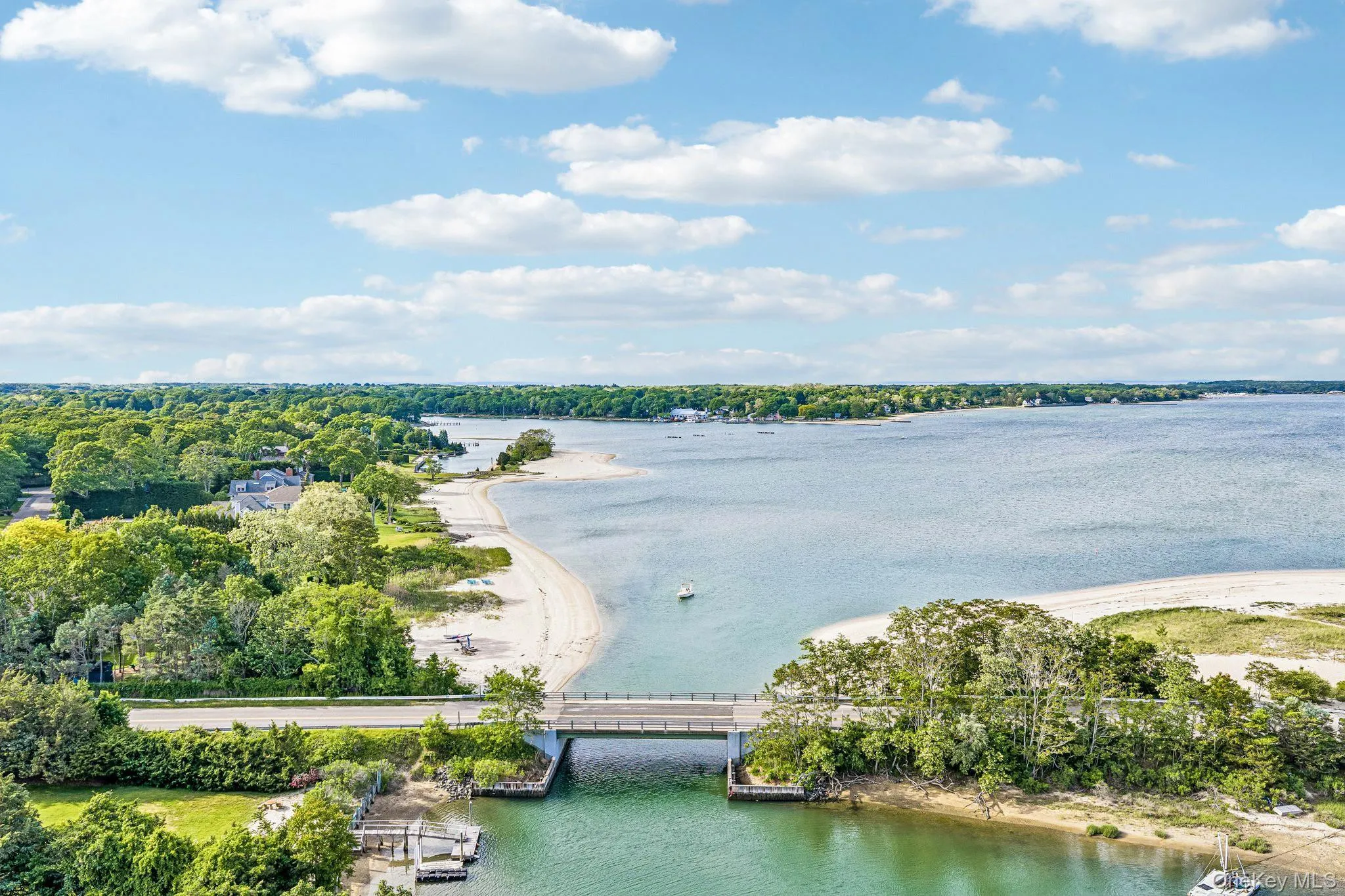 2100 Glenn Road, Southold, NY, 4 Bedrooms Bedrooms, 12 Rooms Rooms,2 BathroomsBathrooms,Residential,For Rent,Glenn,0,1008927 2100 Glenn Road, Southold, NY, 4 Bedrooms Bedrooms, 12 Rooms Rooms,2 BathroomsBathrooms,Residential,For Rent,Glenn,0,1008927