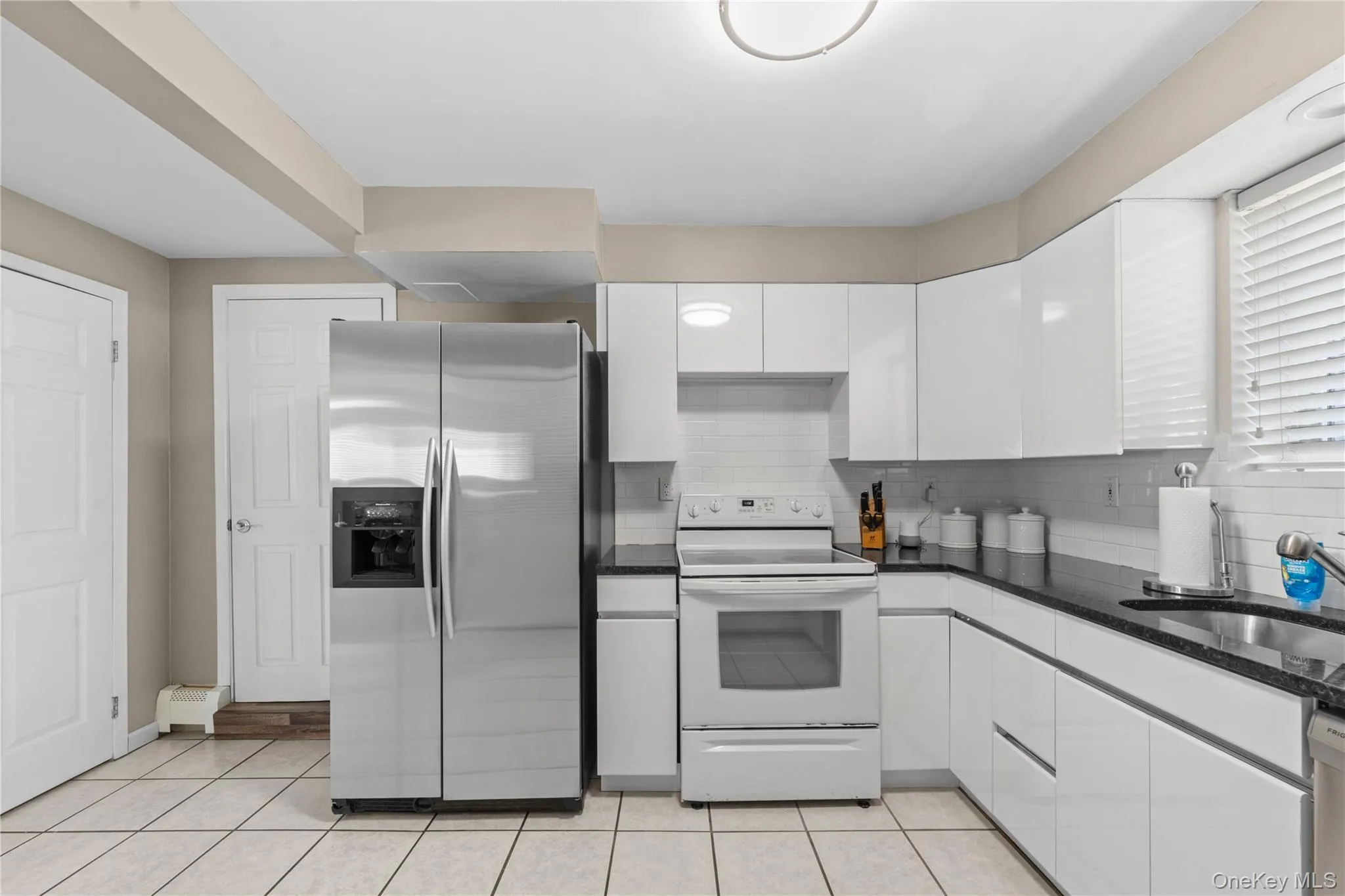 257 Cadman Avenue, Babylon, NY, 4 Bedrooms Bedrooms, 8 Rooms Rooms,2 BathroomsBathrooms,Residential,For Rent,Cadman,0,1008928 257 Cadman Avenue, Babylon, NY, 4 Bedrooms Bedrooms, 8 Rooms Rooms,2 BathroomsBathrooms,Residential,For Rent,Cadman,0,1008928