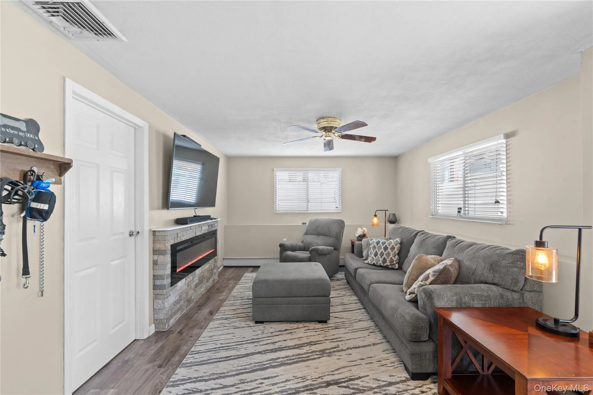 257 Cadman Avenue, Babylon, NY, 4 Bedrooms Bedrooms, 8 Rooms Rooms,2 BathroomsBathrooms,Residential,For Rent,Cadman,0,1008928 257 Cadman Avenue, Babylon, NY, 4 Bedrooms Bedrooms, 8 Rooms Rooms,2 BathroomsBathrooms,Residential,For Rent,Cadman,0,1008928