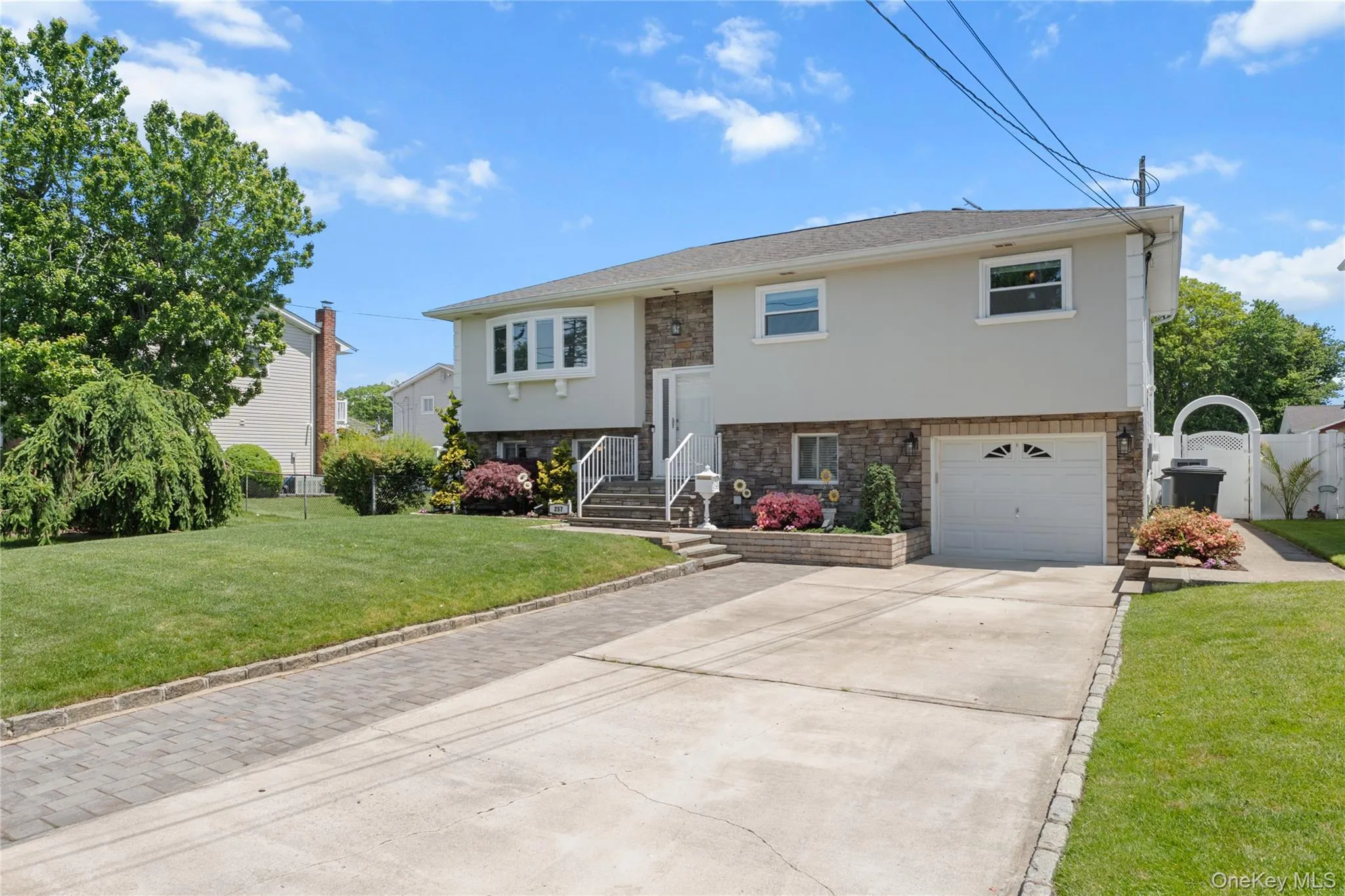 257 Cadman Avenue, Babylon, NY, 4 Bedrooms Bedrooms, 8 Rooms Rooms,2 BathroomsBathrooms,Residential,For Rent,Cadman,0,1008928 257 Cadman Avenue, Babylon, NY, 4 Bedrooms Bedrooms, 8 Rooms Rooms,2 BathroomsBathrooms,Residential,For Rent,Cadman,0,1008928