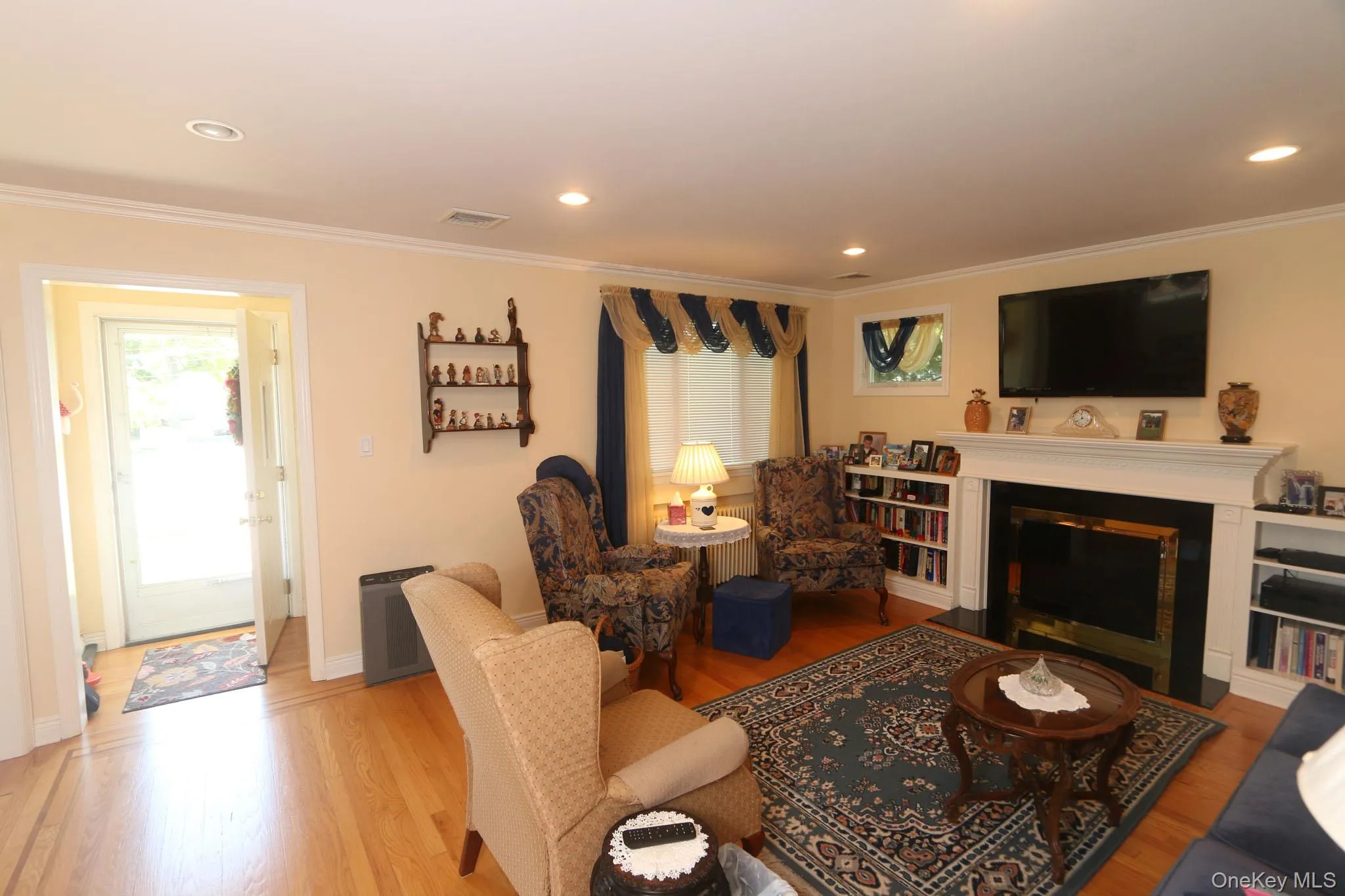 1054 Tulip Avenue, Hempstead, NY, 4 Bedrooms Bedrooms, 7 Rooms Rooms,2 BathroomsBathrooms,Residential,For Rent,Tulip,0,1008930 1054 Tulip Avenue, Hempstead, NY, 4 Bedrooms Bedrooms, 7 Rooms Rooms,2 BathroomsBathrooms,Residential,For Rent,Tulip,0,1008930