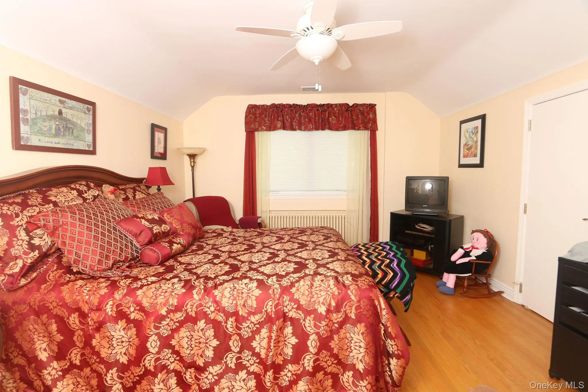1054 Tulip Avenue, Hempstead, NY, 4 Bedrooms Bedrooms, 7 Rooms Rooms,2 BathroomsBathrooms,Residential,For Rent,Tulip,0,1008930 1054 Tulip Avenue, Hempstead, NY, 4 Bedrooms Bedrooms, 7 Rooms Rooms,2 BathroomsBathrooms,Residential,For Rent,Tulip,0,1008930