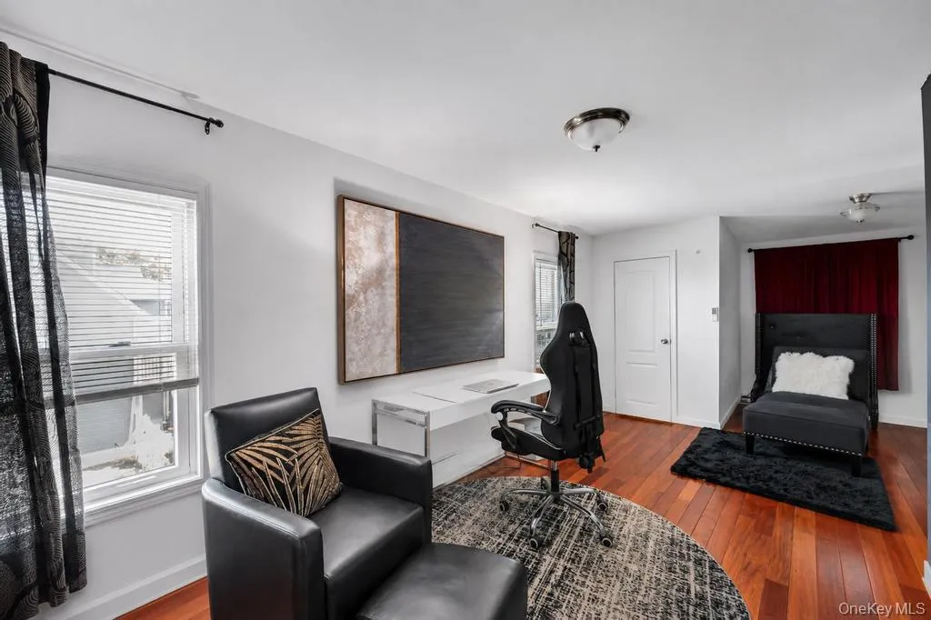 573 Miller Avenue, Hempstead, NY, 3 Bedrooms Bedrooms, 6 Rooms Rooms,1 BathroomBathrooms,Residential,For Rent,Miller,0,1008935 573 Miller Avenue, Hempstead, NY, 3 Bedrooms Bedrooms, 6 Rooms Rooms,1 BathroomBathrooms,Residential,For Rent,Miller,0,1008935