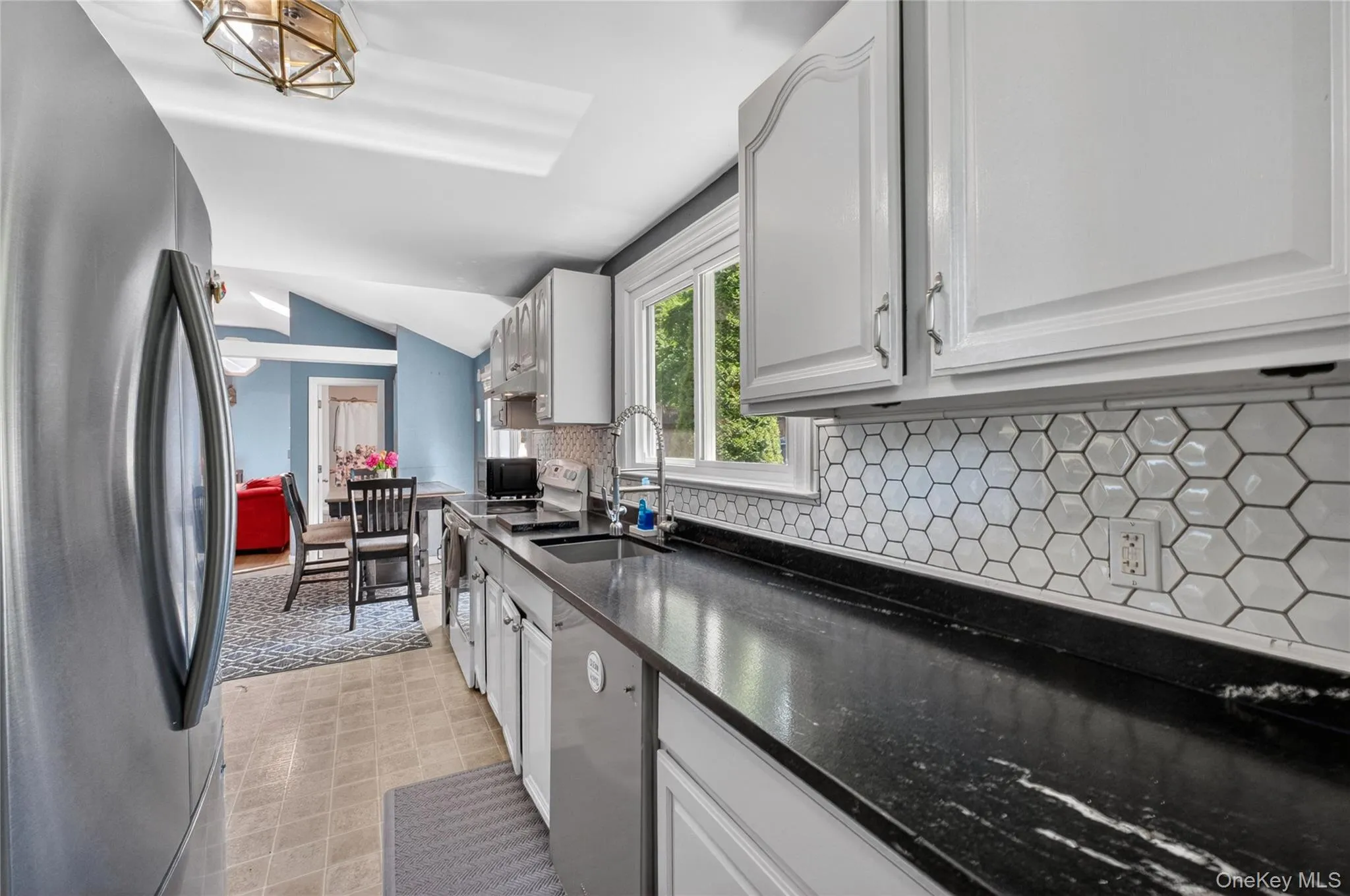 68 Mulford Avenue, Hyde Park, NY, 2 Bedrooms Bedrooms, 6 Rooms Rooms,1 BathroomBathrooms,Residential Lease,For Rent,Mulford Avenue,0,1008938 68 Mulford Avenue, Hyde Park, NY, 2 Bedrooms Bedrooms, 6 Rooms Rooms,1 BathroomBathrooms,Residential Lease,For Rent,Mulford Avenue,0,1008938