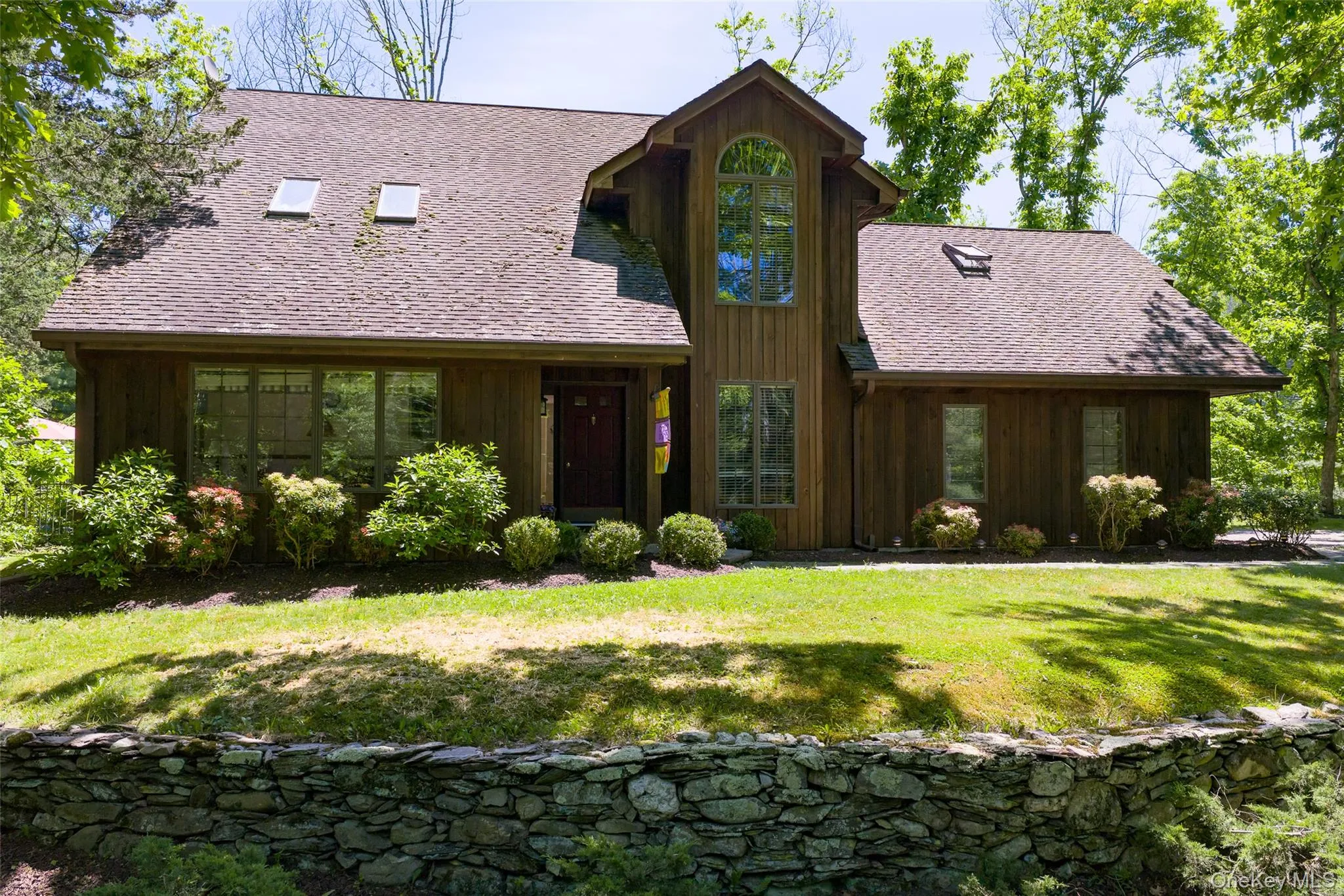 44 Eleanor Drive, Pleasant Valley, NY, 4 Bedrooms Bedrooms, 10 Rooms Rooms,3 BathroomsBathrooms,Residential,For Rent,Eleanor,0,1008946 44 Eleanor Drive, Pleasant Valley, NY, 4 Bedrooms Bedrooms, 10 Rooms Rooms,3 BathroomsBathrooms,Residential,For Rent,Eleanor,0,1008946