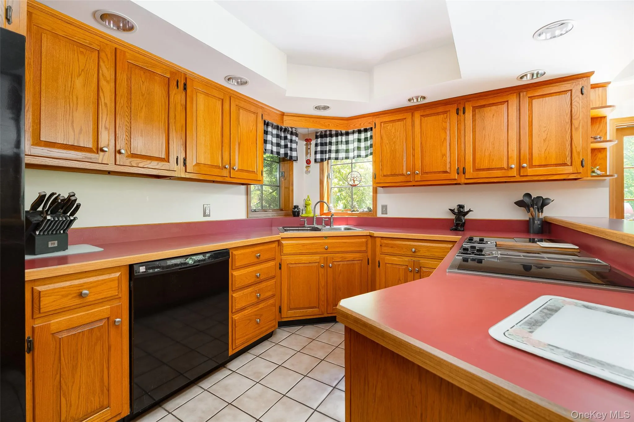 44 Eleanor Drive, Pleasant Valley, NY, 4 Bedrooms Bedrooms, 10 Rooms Rooms,3 BathroomsBathrooms,Residential,For Rent,Eleanor,0,1008946 44 Eleanor Drive, Pleasant Valley, NY, 4 Bedrooms Bedrooms, 10 Rooms Rooms,3 BathroomsBathrooms,Residential,For Rent,Eleanor,0,1008946