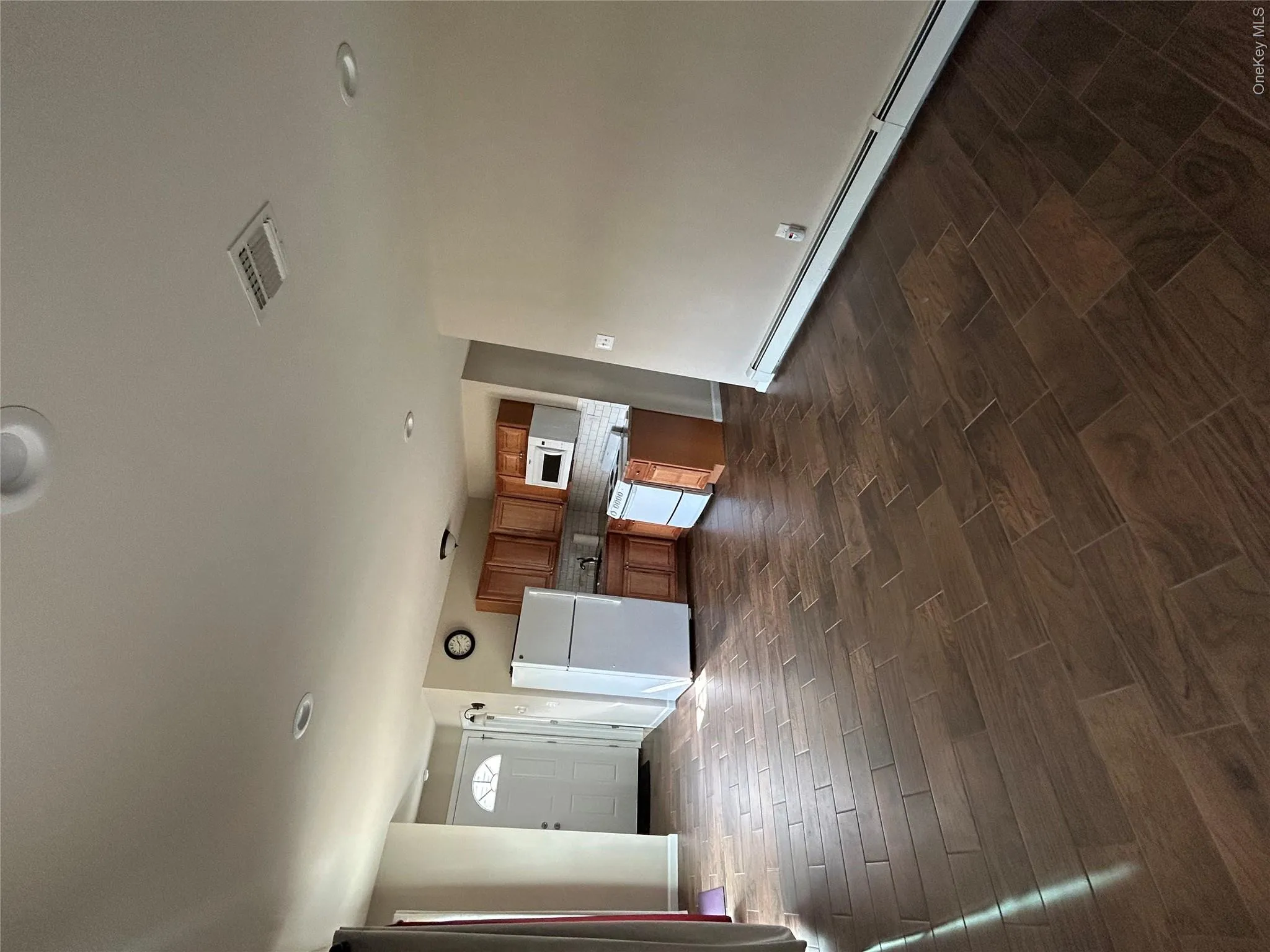 472 South 9th Street, Babylon, NY, 1 Bedroom Bedrooms, 2 Rooms Rooms,1 BathroomBathrooms,Residential Lease,For Rent,South 9th,0,1008947 472 South 9th Street, Babylon, NY, 1 Bedroom Bedrooms, 2 Rooms Rooms,1 BathroomBathrooms,Residential Lease,For Rent,South 9th,0,1008947