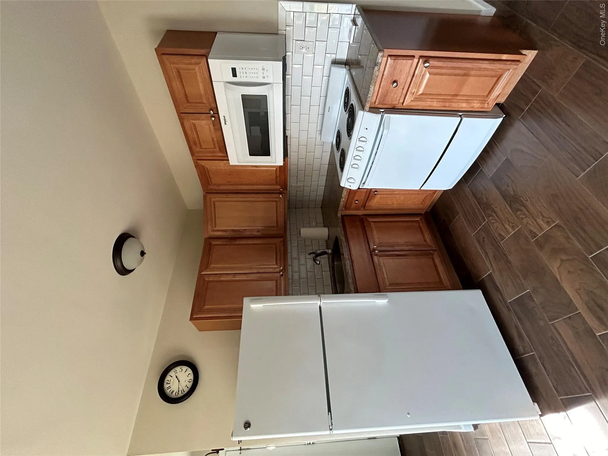 472 South 9th Street, Babylon, NY, 1 Bedroom Bedrooms, 2 Rooms Rooms,1 BathroomBathrooms,Residential Lease,For Rent,South 9th,0,1008947 472 South 9th Street, Babylon, NY, 1 Bedroom Bedrooms, 2 Rooms Rooms,1 BathroomBathrooms,Residential Lease,For Rent,South 9th,0,1008947