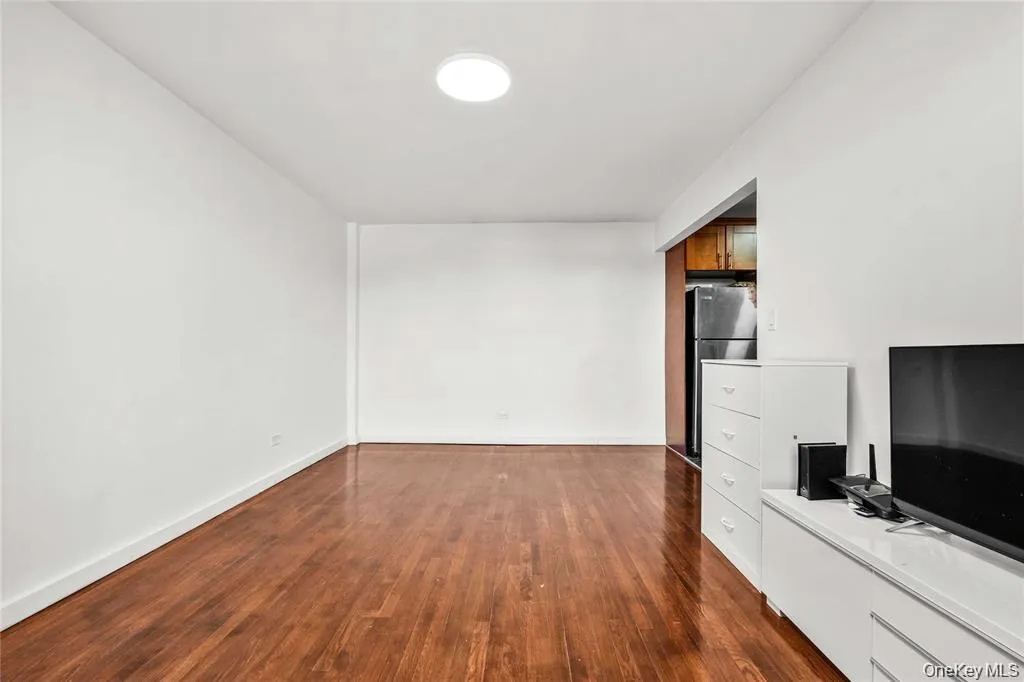 150-29 72nd Road, New York, NY, 1 Bedroom Bedrooms, 4 Rooms Rooms,1 BathroomBathrooms,Residential,For Rent,72nd,0,1008948 150-29 72nd Road, New York, NY, 1 Bedroom Bedrooms, 4 Rooms Rooms,1 BathroomBathrooms,Residential,For Rent,72nd,0,1008948