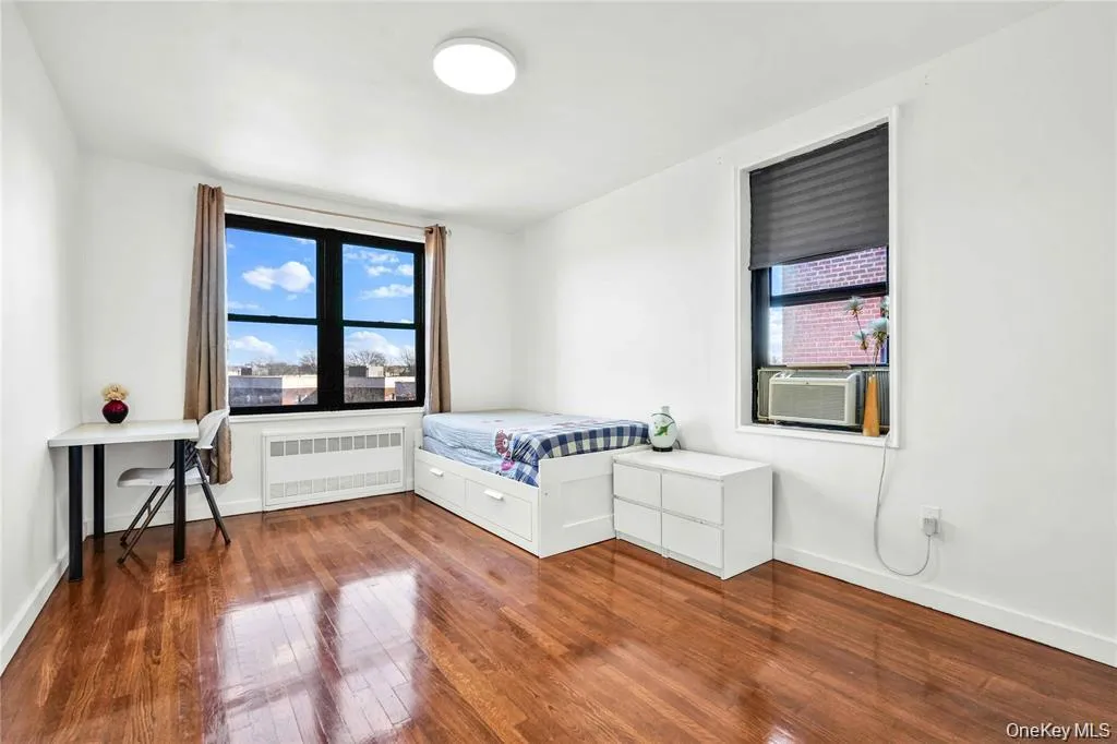 150-29 72nd Road, New York, NY, 1 Bedroom Bedrooms, 4 Rooms Rooms,1 BathroomBathrooms,Residential,For Rent,72nd,0,1008948 150-29 72nd Road, New York, NY, 1 Bedroom Bedrooms, 4 Rooms Rooms,1 BathroomBathrooms,Residential,For Rent,72nd,0,1008948
