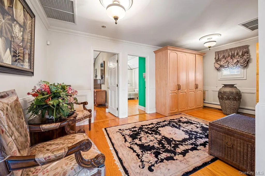 4 Point Crescent, New York, NY, 4 Bedrooms Bedrooms, 8 Rooms Rooms,4 BathroomsBathrooms,Residential,For Rent,Point,0,1008950 4 Point Crescent, New York, NY, 4 Bedrooms Bedrooms, 8 Rooms Rooms,4 BathroomsBathrooms,Residential,For Rent,Point,0,1008950