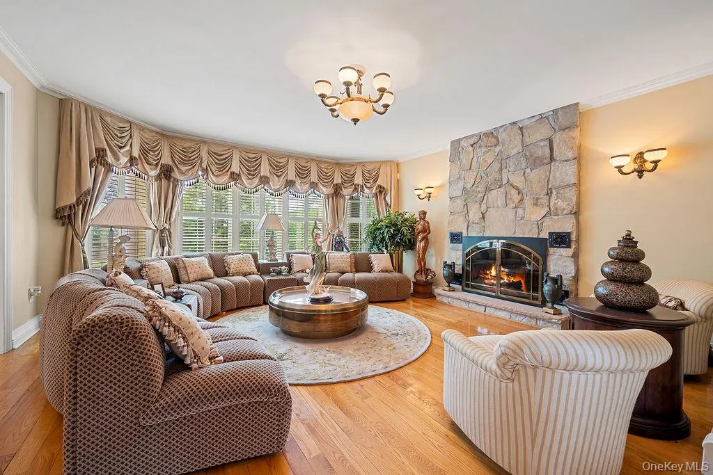 4 Point Crescent, New York, NY, 4 Bedrooms Bedrooms, 8 Rooms Rooms,4 BathroomsBathrooms,Residential,For Rent,Point,0,1008950 4 Point Crescent, New York, NY, 4 Bedrooms Bedrooms, 8 Rooms Rooms,4 BathroomsBathrooms,Residential,For Rent,Point,0,1008950