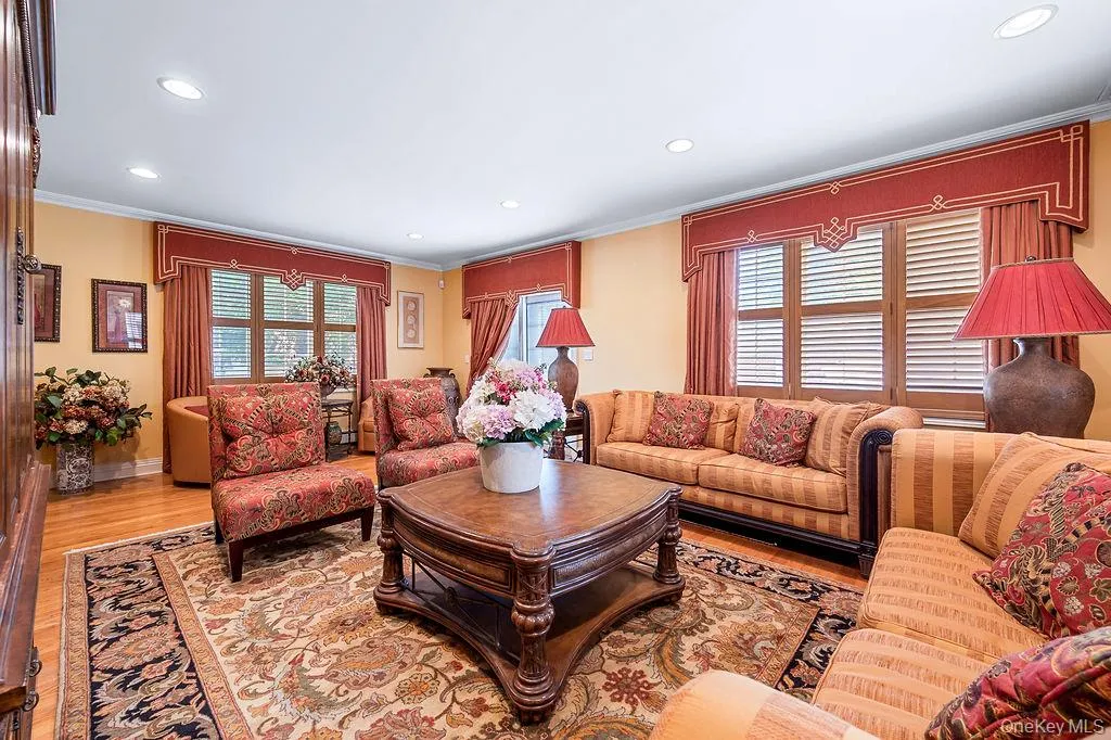 4 Point Crescent, New York, NY, 4 Bedrooms Bedrooms, 8 Rooms Rooms,4 BathroomsBathrooms,Residential,For Rent,Point,0,1008950 4 Point Crescent, New York, NY, 4 Bedrooms Bedrooms, 8 Rooms Rooms,4 BathroomsBathrooms,Residential,For Rent,Point,0,1008950