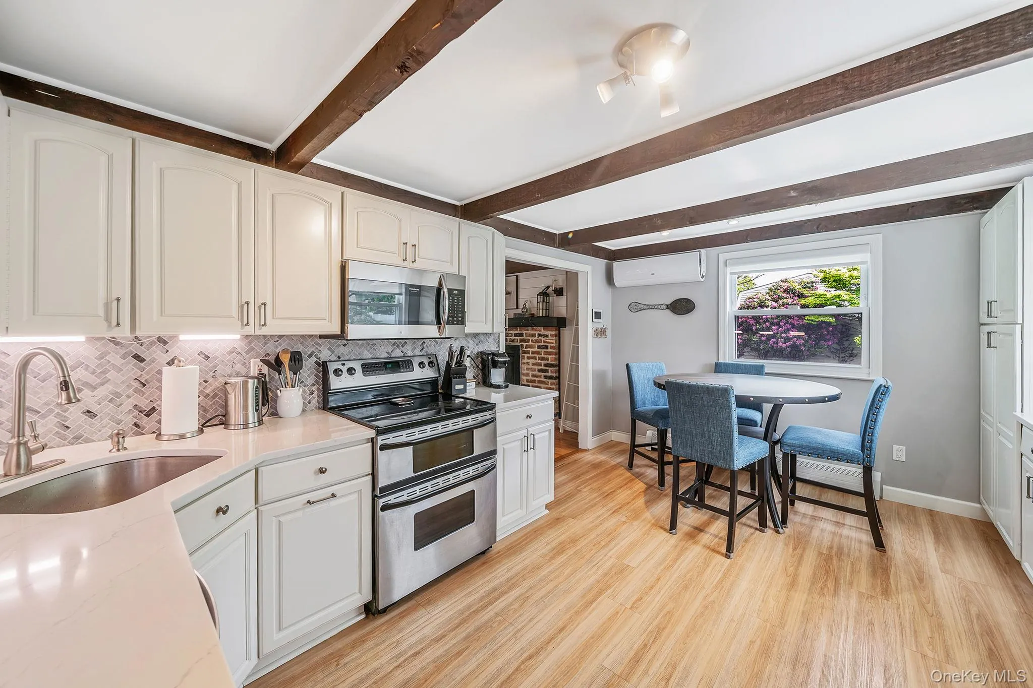 43 College Drive, Brookhaven, NY, 4 Bedrooms Bedrooms, 8 Rooms Rooms,1 BathroomBathrooms,Residential,For Rent,College,0,1008953 43 College Drive, Brookhaven, NY, 4 Bedrooms Bedrooms, 8 Rooms Rooms,1 BathroomBathrooms,Residential,For Rent,College,0,1008953