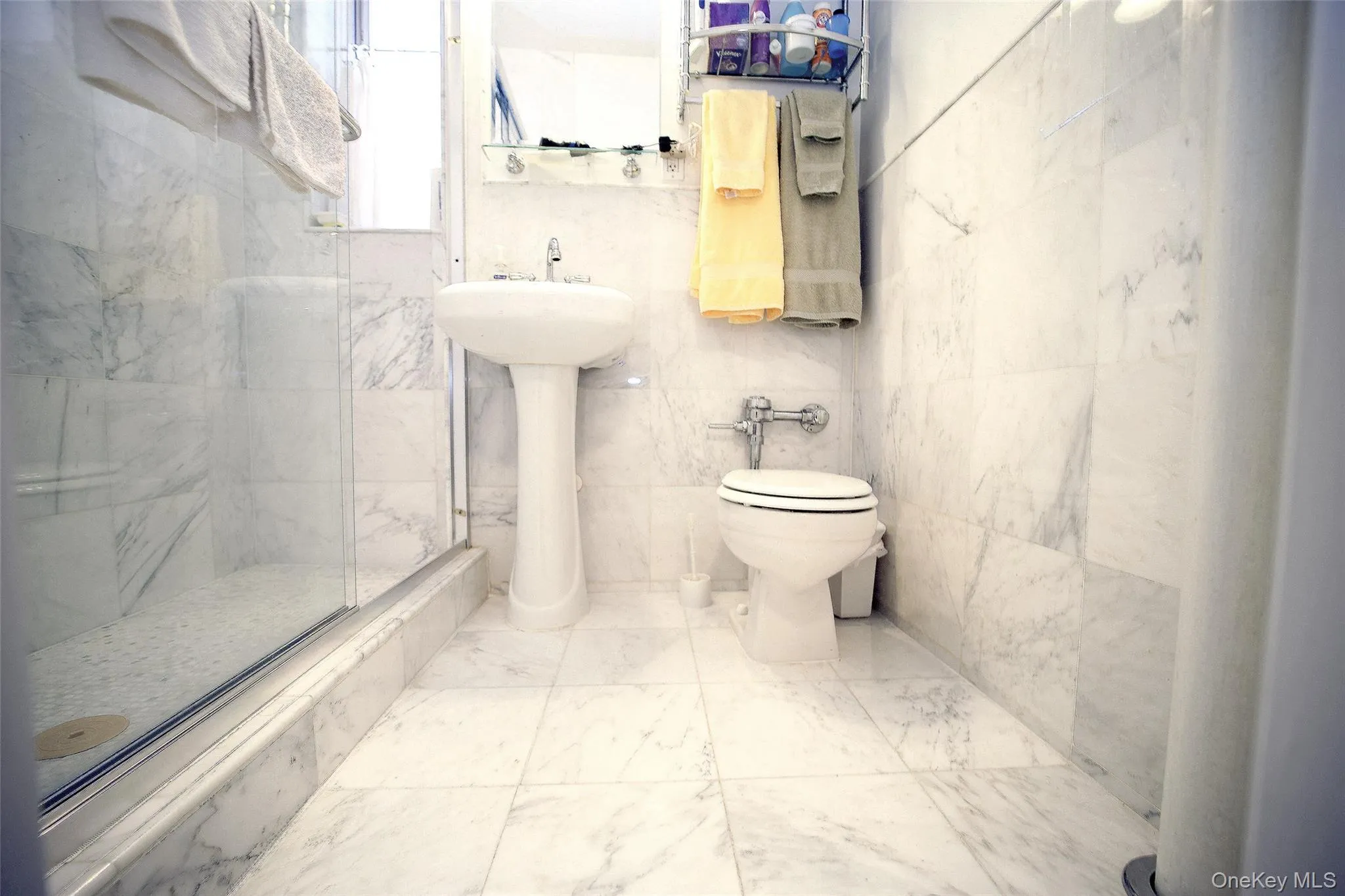 Full Bathroom with walk-in shower cabin. Full Bathroom with walk-in shower cabin.