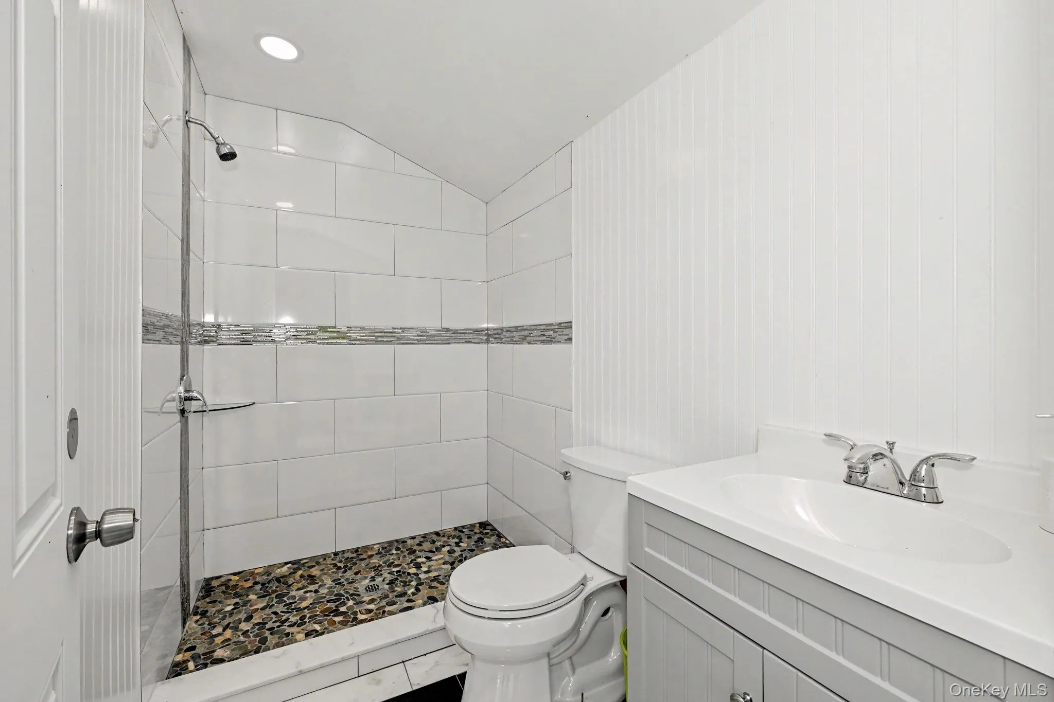 61 Friendly Road, Carmel, NY, 3 Bedrooms Bedrooms, 8 Rooms Rooms,2 BathroomsBathrooms,Residential,For Rent,Friendly,0,1008965 61 Friendly Road, Carmel, NY, 3 Bedrooms Bedrooms, 8 Rooms Rooms,2 BathroomsBathrooms,Residential,For Rent,Friendly,0,1008965