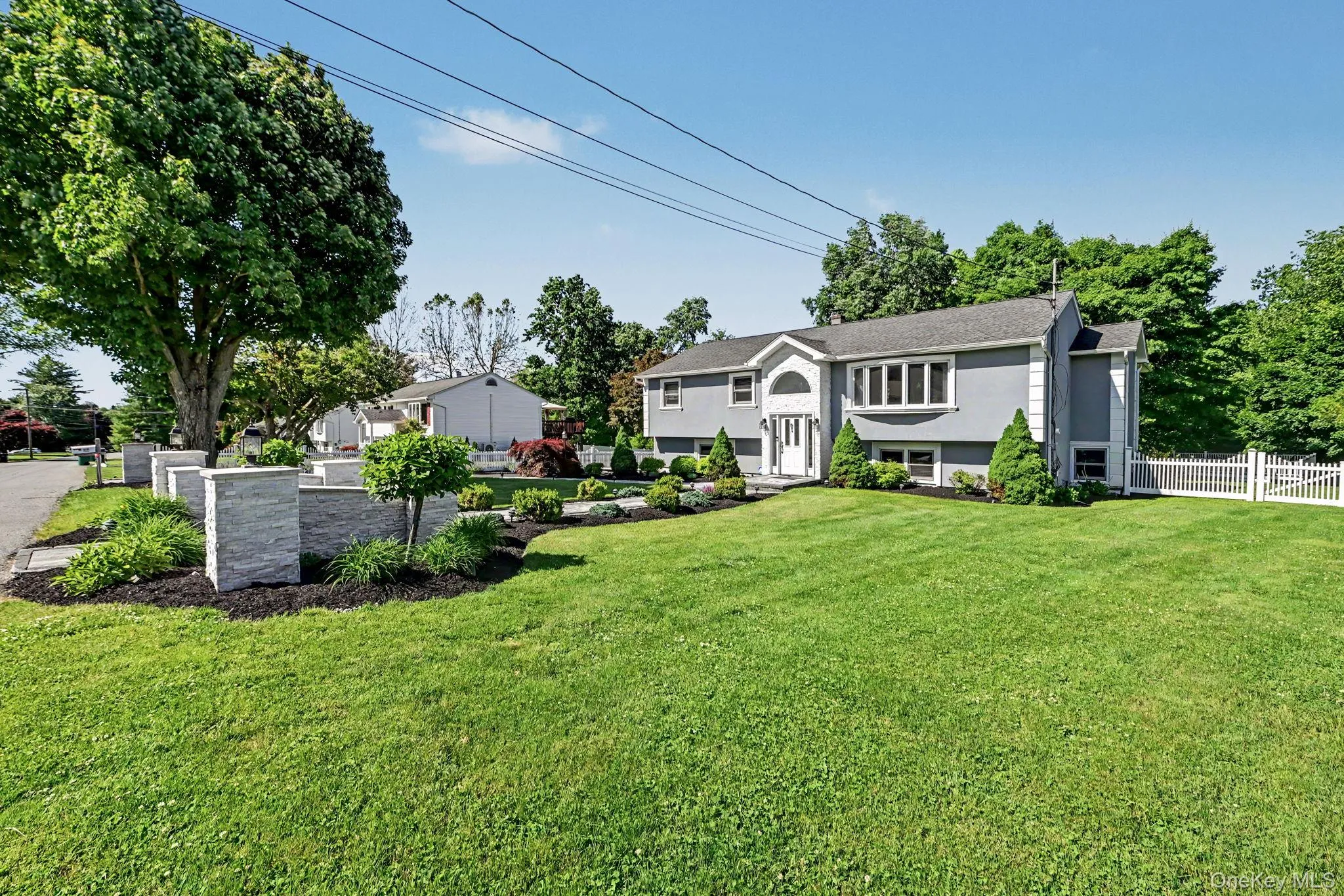 61 Friendly Road, Carmel, NY, 3 Bedrooms Bedrooms, 8 Rooms Rooms,2 BathroomsBathrooms,Residential,For Rent,Friendly,0,1008965 61 Friendly Road, Carmel, NY, 3 Bedrooms Bedrooms, 8 Rooms Rooms,2 BathroomsBathrooms,Residential,For Rent,Friendly,0,1008965