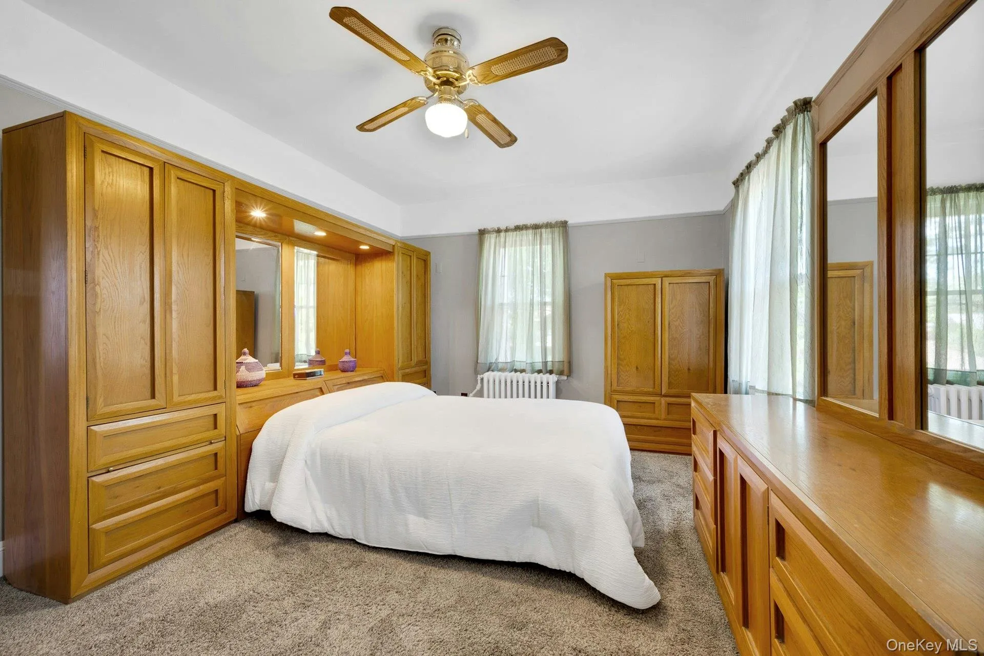 1277 Stadium Avenue, New York, NY, 3 Bedrooms Bedrooms, 7 Rooms Rooms,2 BathroomsBathrooms,Residential,For Rent,Stadium,0,1008966 1277 Stadium Avenue, New York, NY, 3 Bedrooms Bedrooms, 7 Rooms Rooms,2 BathroomsBathrooms,Residential,For Rent,Stadium,0,1008966