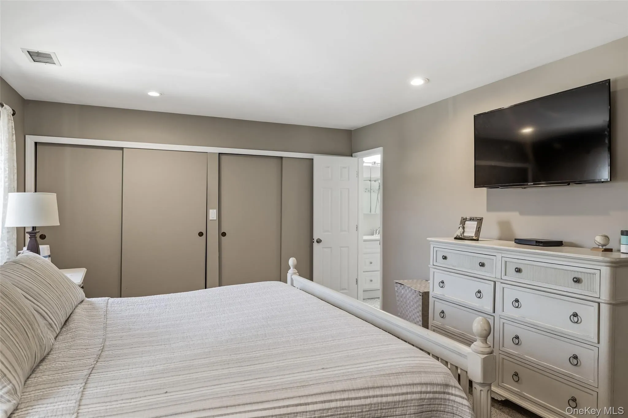 100 Baker Court, Hempstead, NY, 3 Bedrooms Bedrooms, 6 Rooms Rooms,2 BathroomsBathrooms,Residential,For Rent,Baker,0,1008972 100 Baker Court, Hempstead, NY, 3 Bedrooms Bedrooms, 6 Rooms Rooms,2 BathroomsBathrooms,Residential,For Rent,Baker,0,1008972