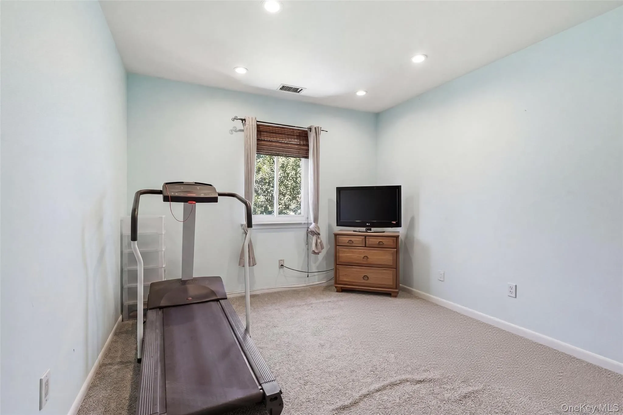 100 Baker Court, Hempstead, NY, 3 Bedrooms Bedrooms, 6 Rooms Rooms,2 BathroomsBathrooms,Residential,For Rent,Baker,0,1008972 100 Baker Court, Hempstead, NY, 3 Bedrooms Bedrooms, 6 Rooms Rooms,2 BathroomsBathrooms,Residential,For Rent,Baker,0,1008972
