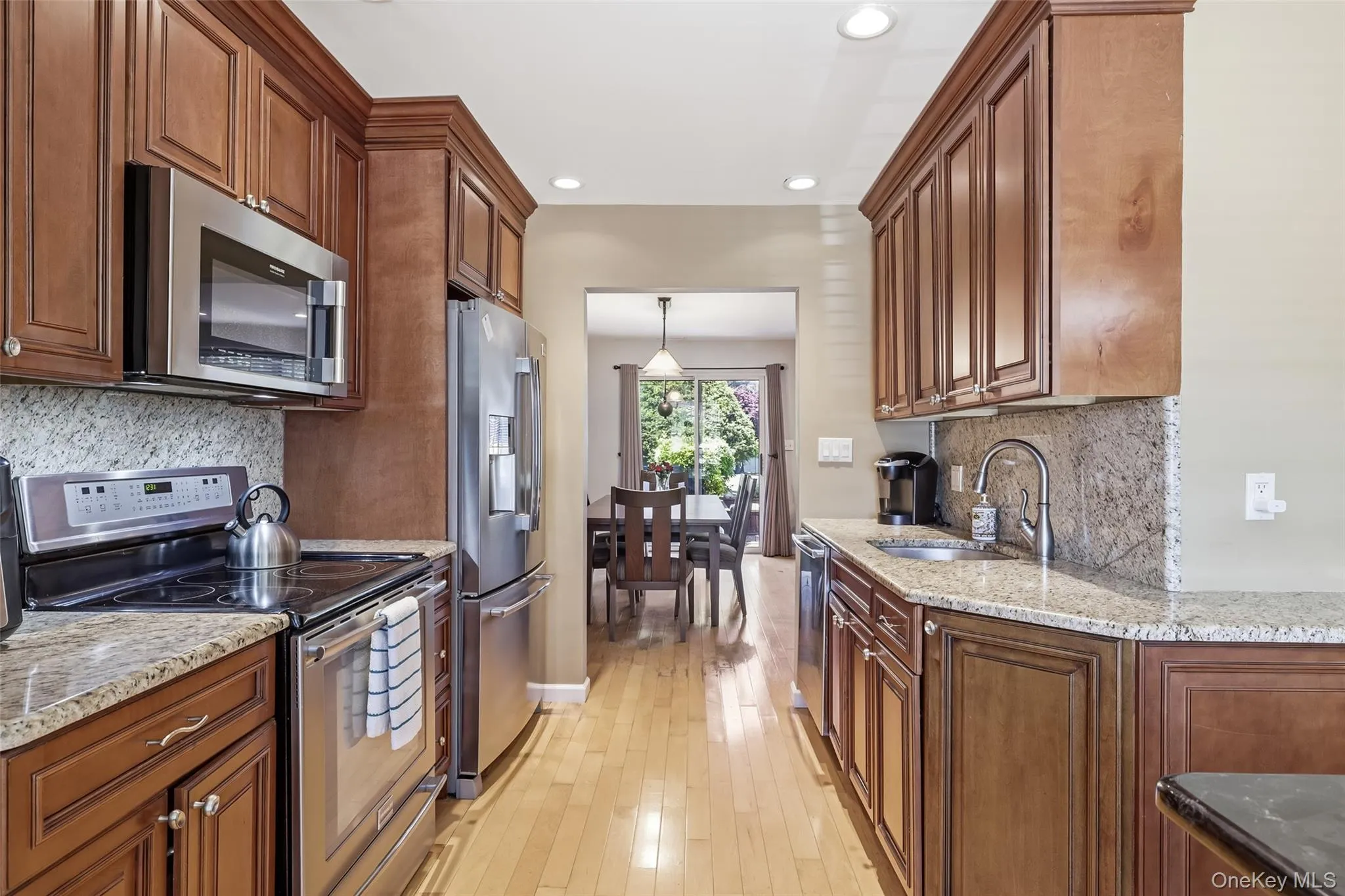 100 Baker Court, Hempstead, NY, 3 Bedrooms Bedrooms, 6 Rooms Rooms,2 BathroomsBathrooms,Residential,For Rent,Baker,0,1008972 100 Baker Court, Hempstead, NY, 3 Bedrooms Bedrooms, 6 Rooms Rooms,2 BathroomsBathrooms,Residential,For Rent,Baker,0,1008972