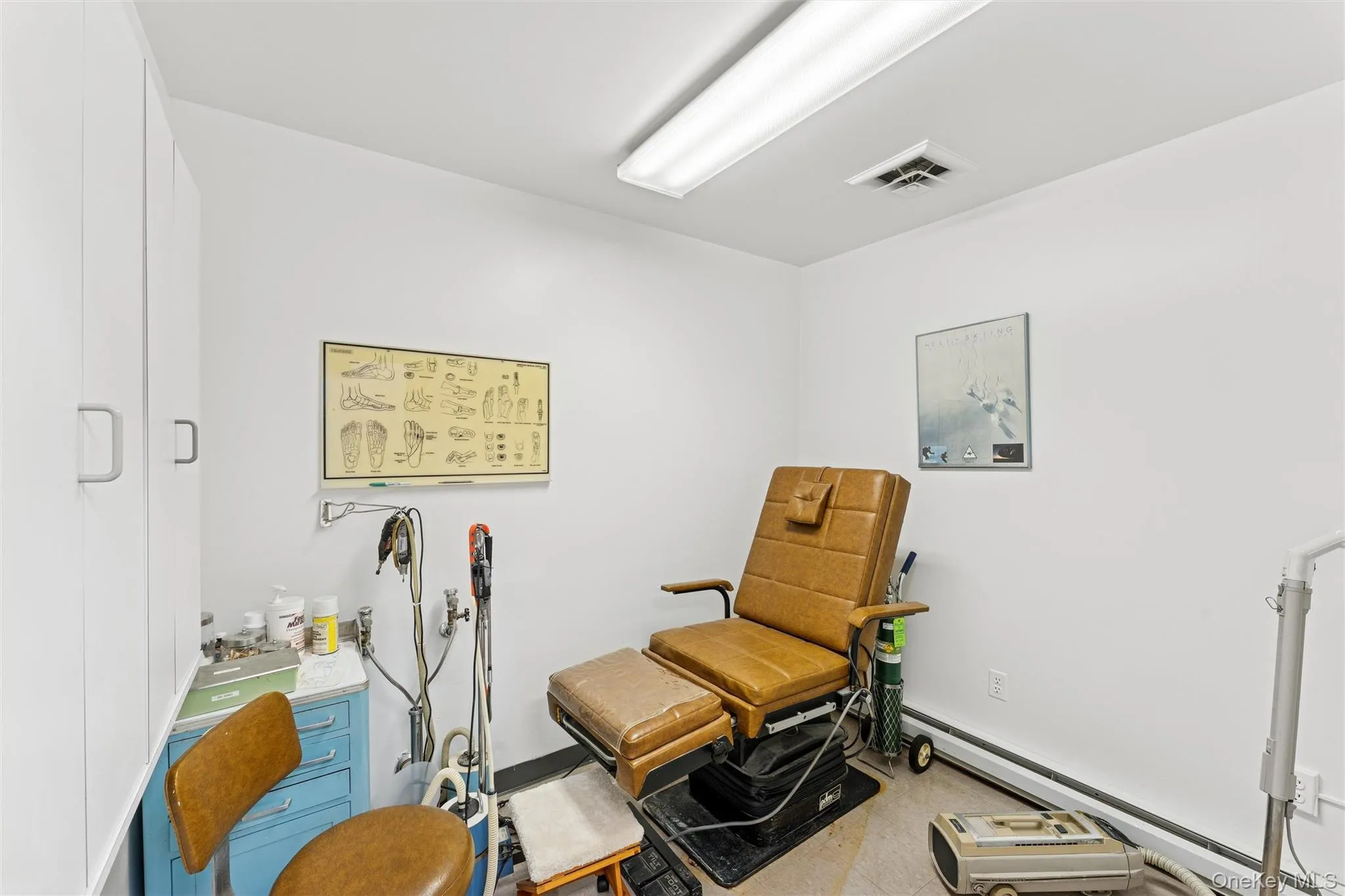 5 Seaton Gate, Hempstead, NY, 2 Bedrooms Bedrooms, 14 Rooms Rooms,1 BathroomBathrooms,Residential,For Rent,Seaton Gate,0,1008979 5 Seaton Gate, Hempstead, NY, 2 Bedrooms Bedrooms, 14 Rooms Rooms,1 BathroomBathrooms,Residential,For Rent,Seaton Gate,0,1008979