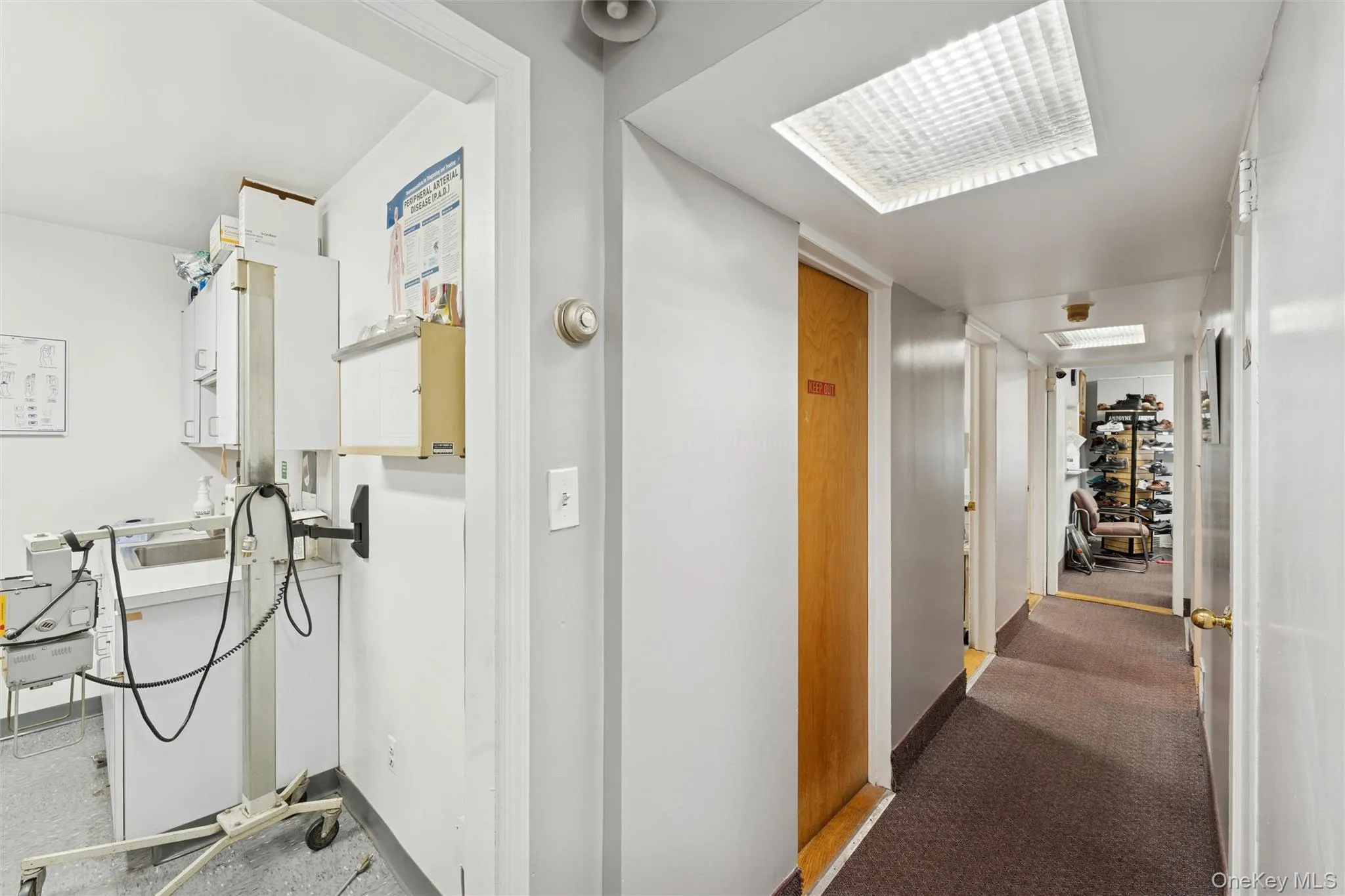 5 Seaton Gate, Hempstead, NY, 2 Bedrooms Bedrooms, 14 Rooms Rooms,1 BathroomBathrooms,Residential,For Rent,Seaton Gate,0,1008979 5 Seaton Gate, Hempstead, NY, 2 Bedrooms Bedrooms, 14 Rooms Rooms,1 BathroomBathrooms,Residential,For Rent,Seaton Gate,0,1008979