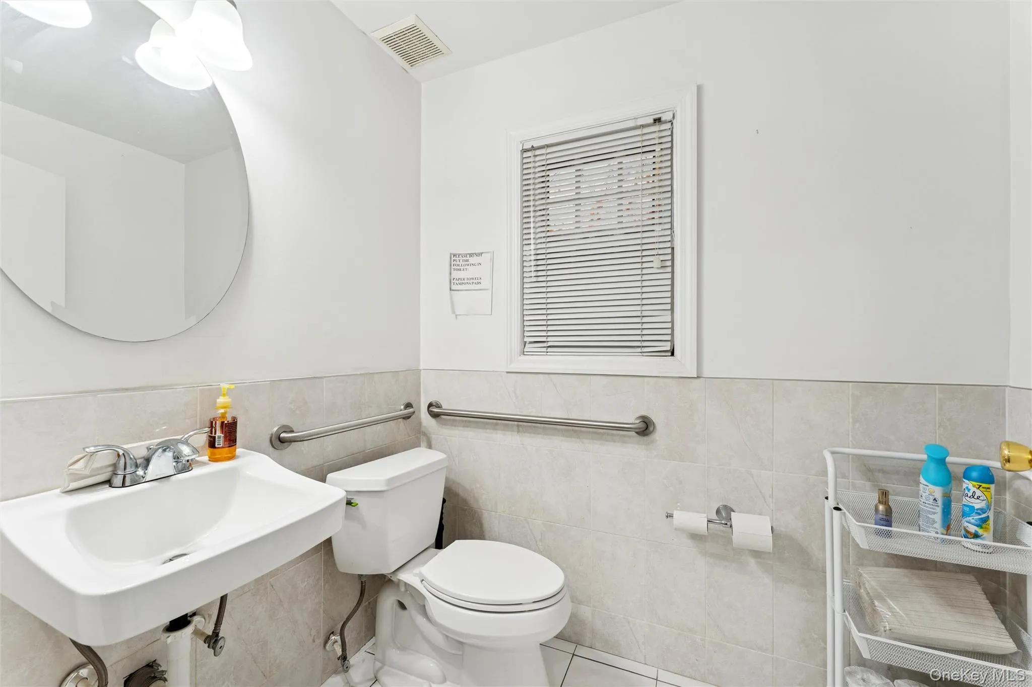 5 Seaton Gate, Hempstead, NY, 2 Bedrooms Bedrooms, 14 Rooms Rooms,1 BathroomBathrooms,Residential,For Rent,Seaton Gate,0,1008979 5 Seaton Gate, Hempstead, NY, 2 Bedrooms Bedrooms, 14 Rooms Rooms,1 BathroomBathrooms,Residential,For Rent,Seaton Gate,0,1008979