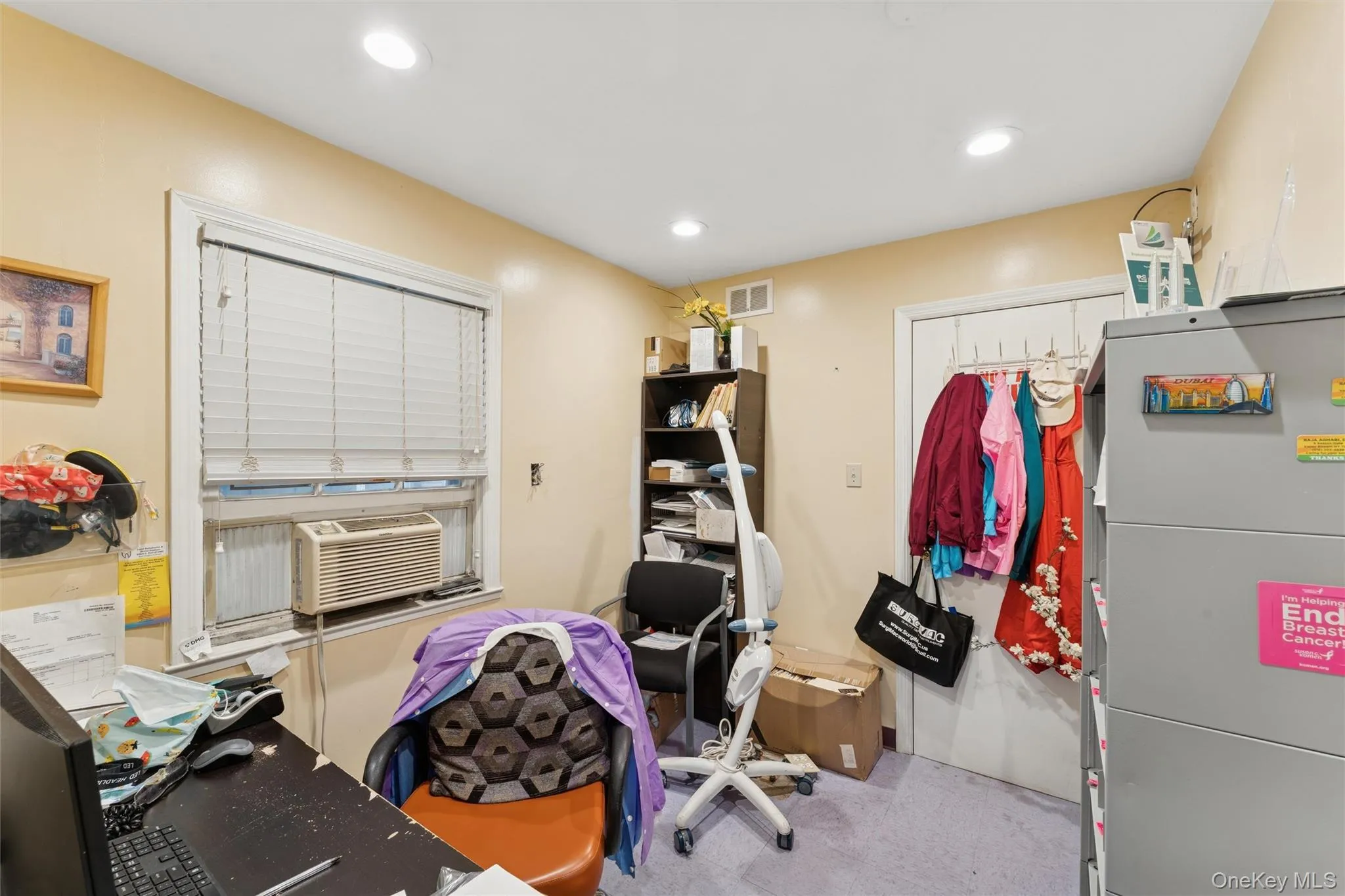 5 Seaton Gate, Hempstead, NY, 2 Bedrooms Bedrooms, 14 Rooms Rooms,1 BathroomBathrooms,Residential,For Rent,Seaton Gate,0,1008979 5 Seaton Gate, Hempstead, NY, 2 Bedrooms Bedrooms, 14 Rooms Rooms,1 BathroomBathrooms,Residential,For Rent,Seaton Gate,0,1008979