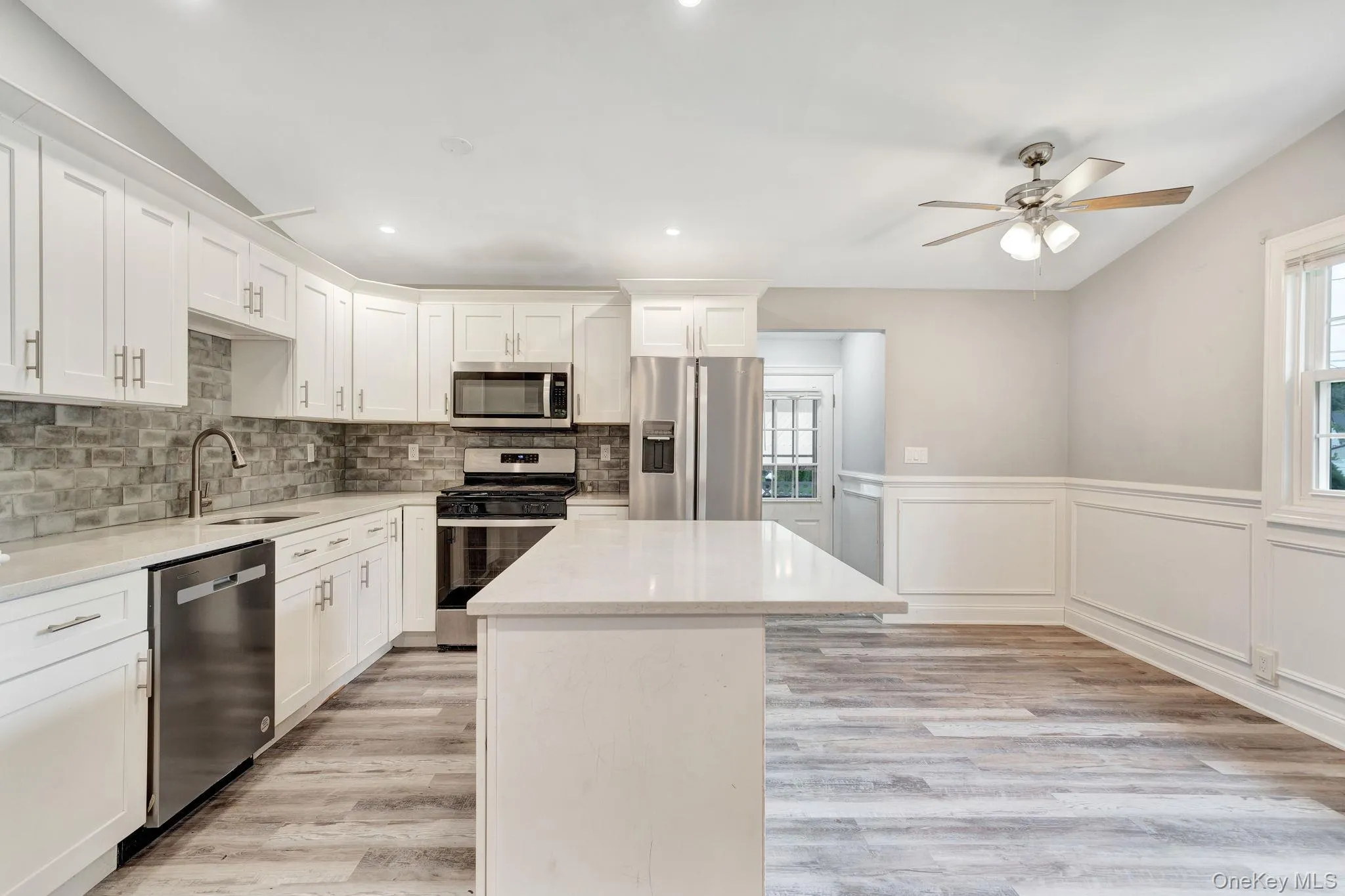 34 Cheryl Drive, Brookhaven, NY, 3 Bedrooms Bedrooms, 9 Rooms Rooms,2 BathroomsBathrooms,Residential,For Rent,Cheryl,0,1008980 34 Cheryl Drive, Brookhaven, NY, 3 Bedrooms Bedrooms, 9 Rooms Rooms,2 BathroomsBathrooms,Residential,For Rent,Cheryl,0,1008980