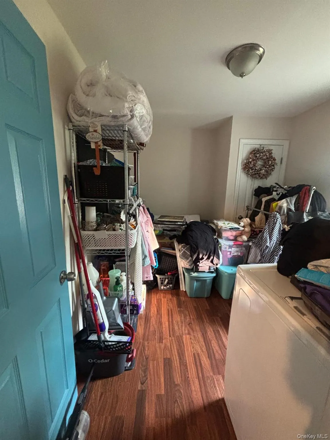 938 Scherger Avenue, Brookhaven, NY, 4 Bedrooms Bedrooms, 7 Rooms Rooms,1 BathroomBathrooms,Residential Lease,For Rent,Scherger,0,1008982 938 Scherger Avenue, Brookhaven, NY, 4 Bedrooms Bedrooms, 7 Rooms Rooms,1 BathroomBathrooms,Residential Lease,For Rent,Scherger,0,1008982