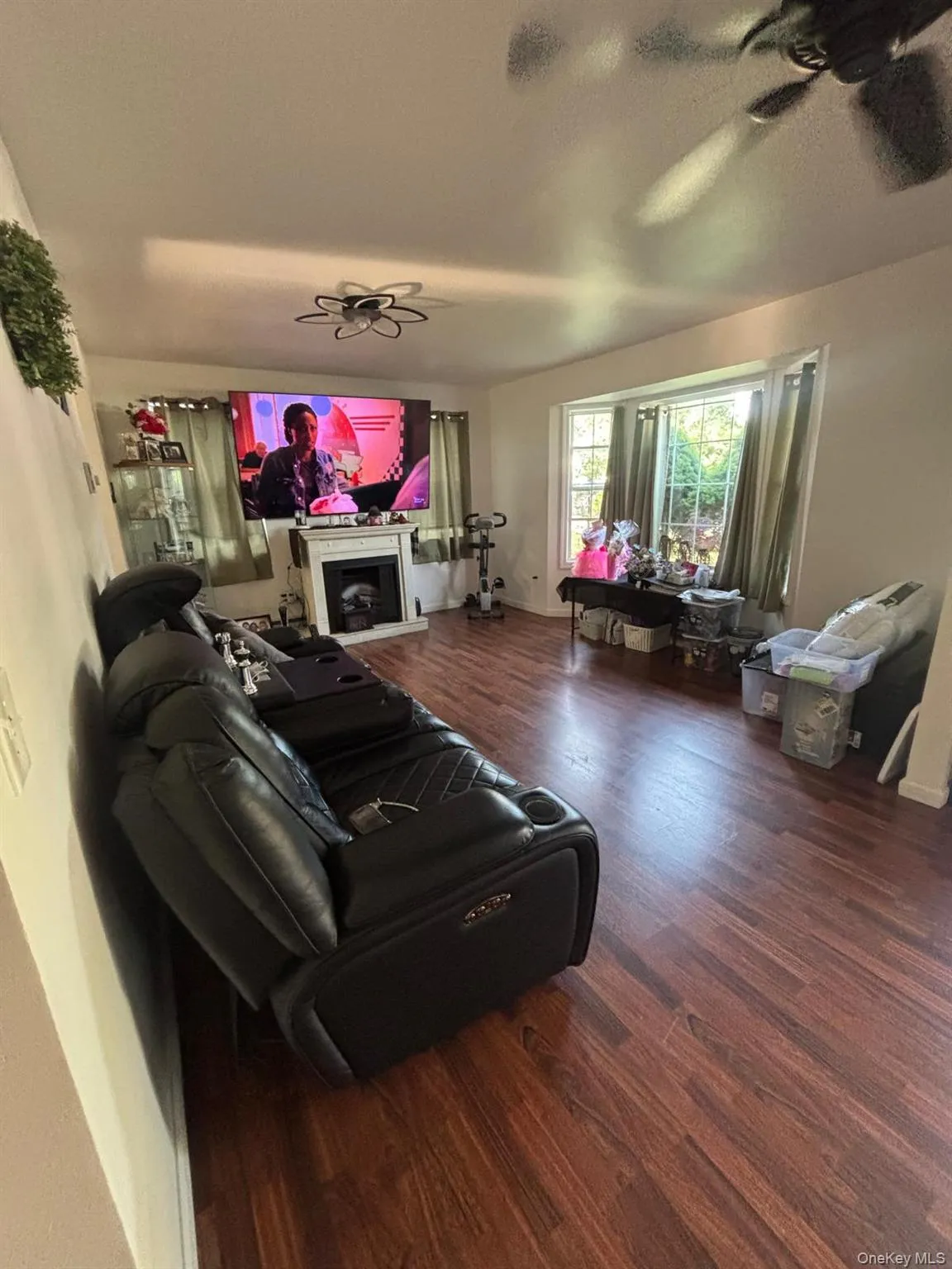 938 Scherger Avenue, Brookhaven, NY, 4 Bedrooms Bedrooms, 7 Rooms Rooms,1 BathroomBathrooms,Residential Lease,For Rent,Scherger,0,1008982 938 Scherger Avenue, Brookhaven, NY, 4 Bedrooms Bedrooms, 7 Rooms Rooms,1 BathroomBathrooms,Residential Lease,For Rent,Scherger,0,1008982
