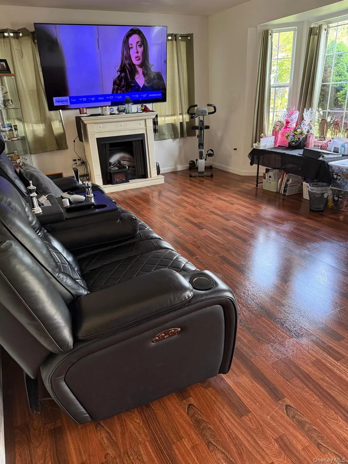 938 Scherger Avenue, Brookhaven, NY, 4 Bedrooms Bedrooms, 6 Rooms Rooms,1 BathroomBathrooms,Residential Lease,For Rent,Scherger,0,1008982 938 Scherger Avenue, Brookhaven, NY, 4 Bedrooms Bedrooms, 6 Rooms Rooms,1 BathroomBathrooms,Residential Lease,For Rent,Scherger,0,1008982
