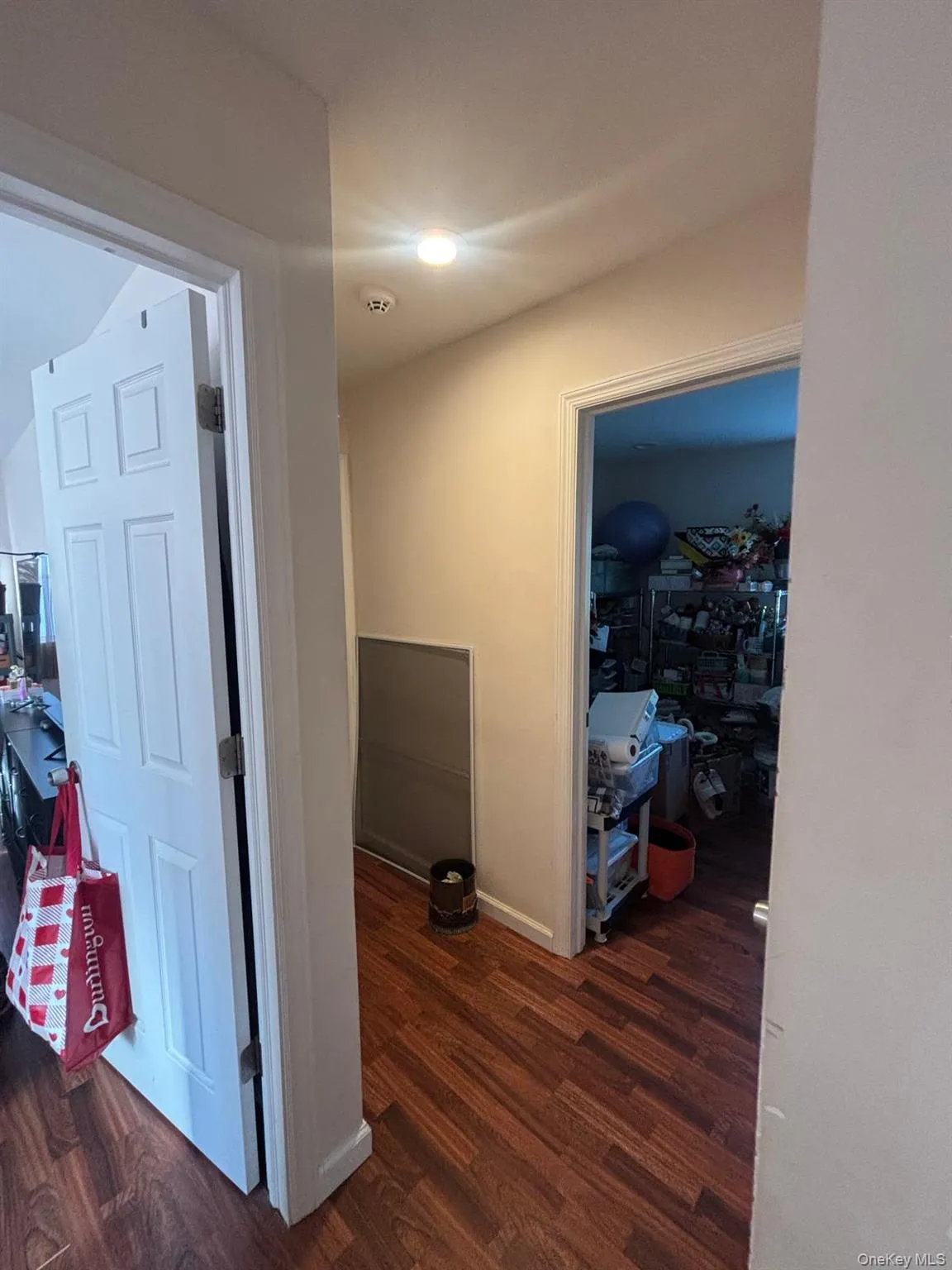 938 Scherger Avenue, Brookhaven, NY, 4 Bedrooms Bedrooms, 7 Rooms Rooms,1 BathroomBathrooms,Residential Lease,For Rent,Scherger,0,1008982 938 Scherger Avenue, Brookhaven, NY, 4 Bedrooms Bedrooms, 7 Rooms Rooms,1 BathroomBathrooms,Residential Lease,For Rent,Scherger,0,1008982
